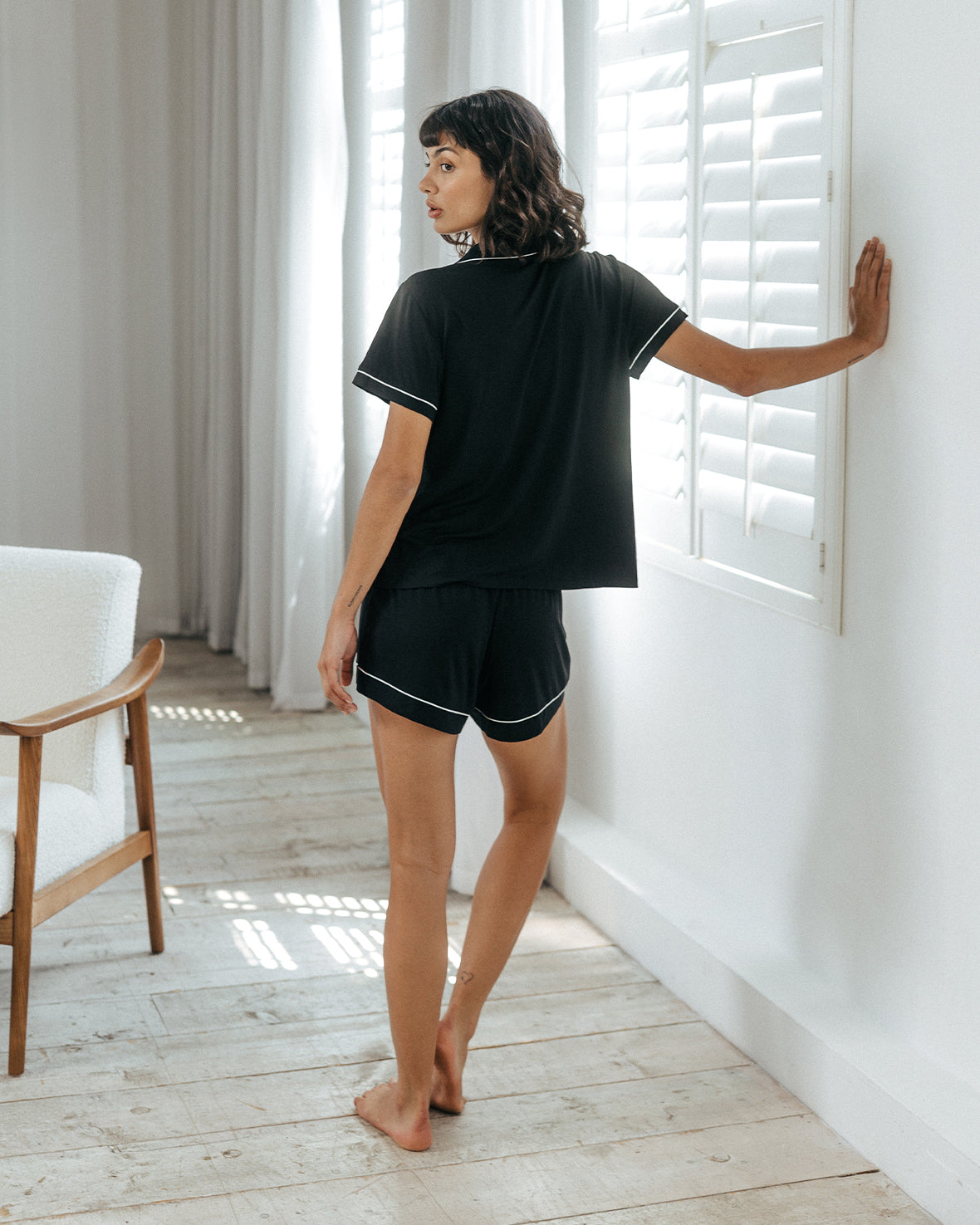 Premium TENCEL™ Modal Short Sleeve Button Up Pajama Set for Women - Soft & Breathable Sleepwear - Black - Perfect for Summer Nights & Lounge Wear