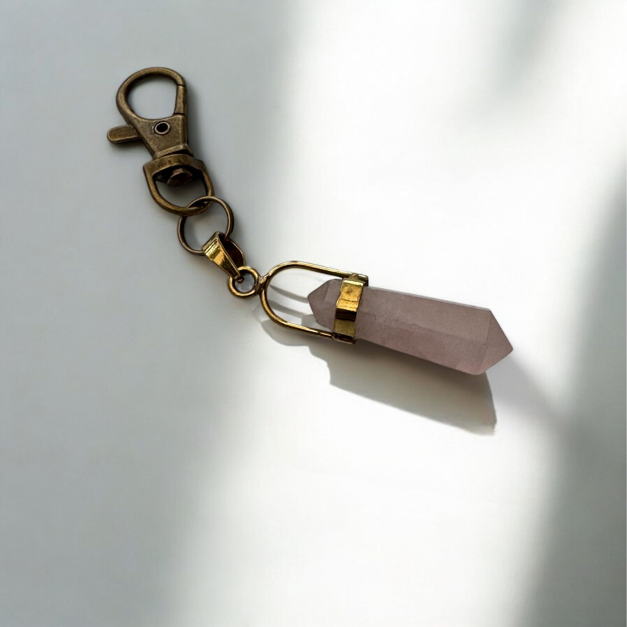 Rose Quartz Belt Buckle - Elegant Crystal Waistband Accessory for Women - Perfect for Weddings, Parties & Fashion Outfits