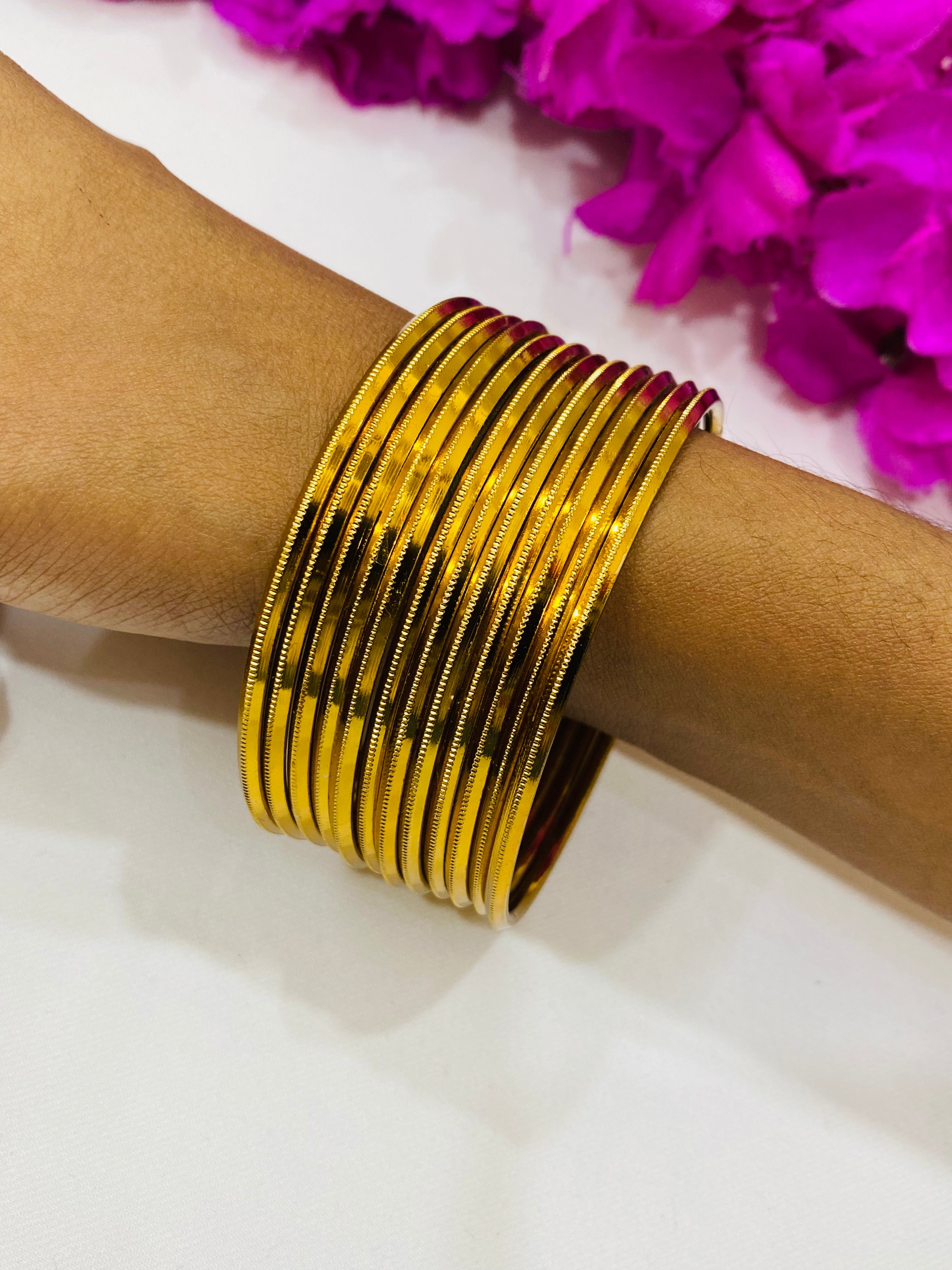 Elegant Gold-Tone Metal Bangles for Women - Fashion Jewelry for Parties, Weddings & Everyday Wear