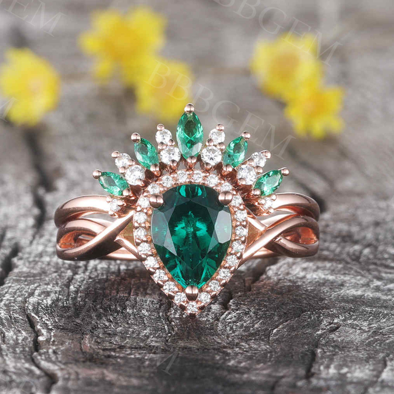 Vintage Pear Shaped Emerald Diamond Engagement Ring Set with Crown Emerald Band - Perfect for Wedding Proposals, Anniversaries & Bridal Jewelry Gifts