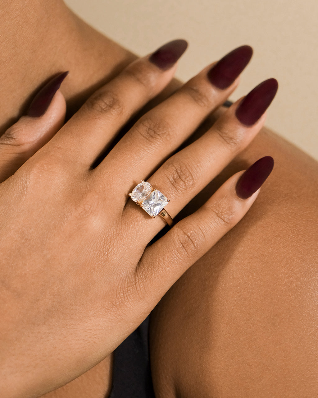 Elegant Marla CZ Toi et Moi Cocktail Ring for Women - Vintage Inspired Two Stone Promise Ring - Perfect for Date Night, Anniversary Gift & Special Occasions