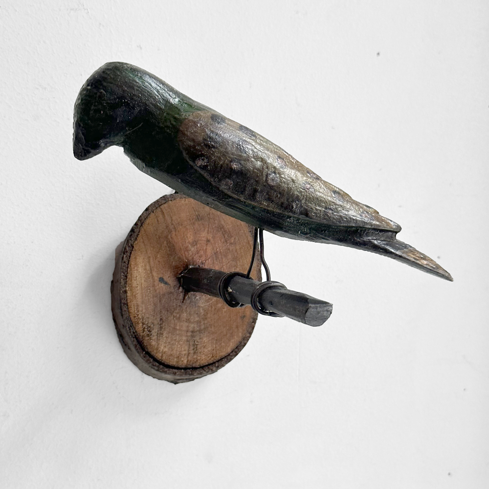 Handcrafted Black Forest Wooden Bird Carving (525) - Perfect for Home Decor, Gift Giving & Nature-Inspired Collectibles