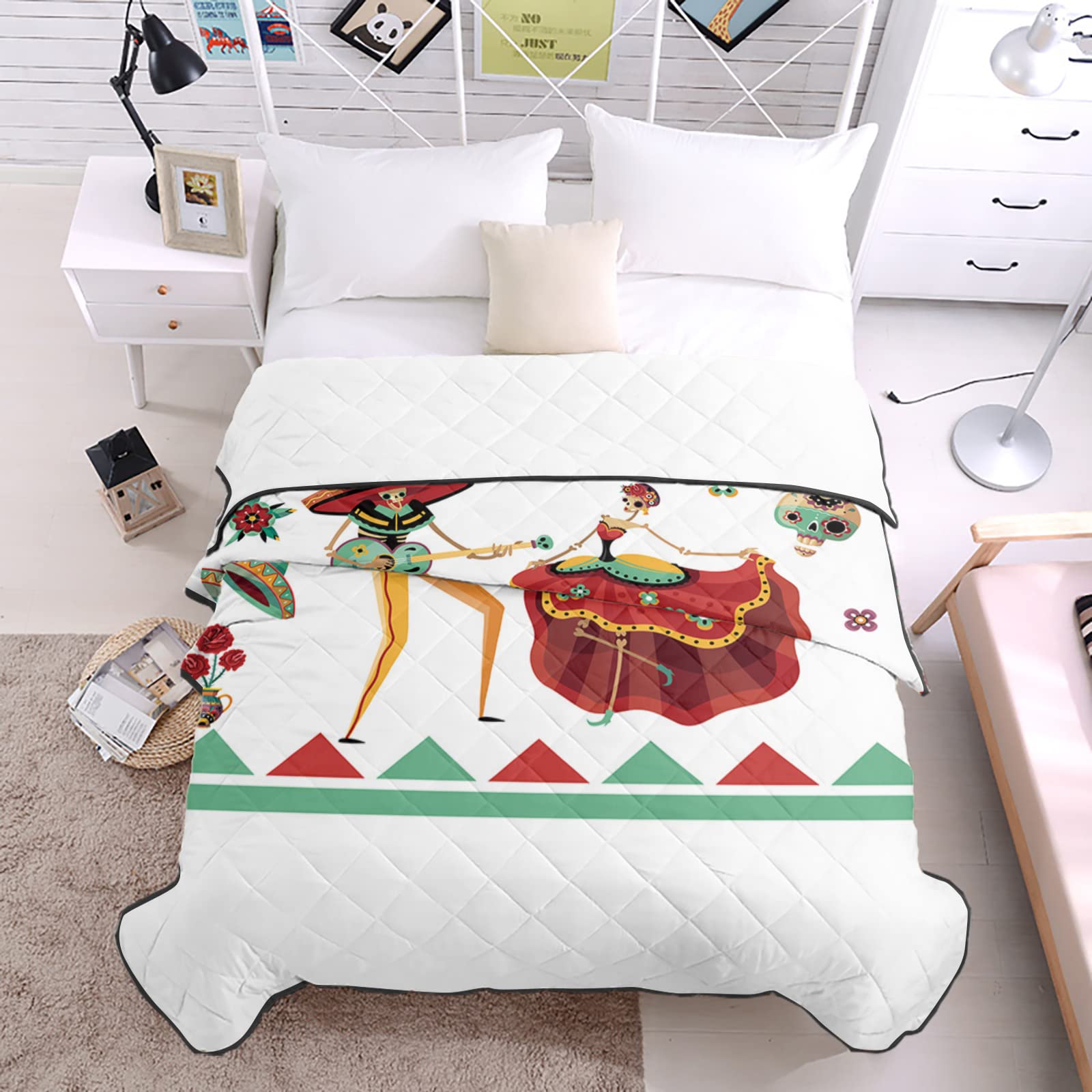 LBDOMOV All Season Down Alternative Duvet - Soft Lightweight Comforter with Day of The Dead Skeleton Design - Queen Size Bed Blanket for Bedroom Decor | Perfect for Guest Rooms, Dormitories & Cozy Home Use