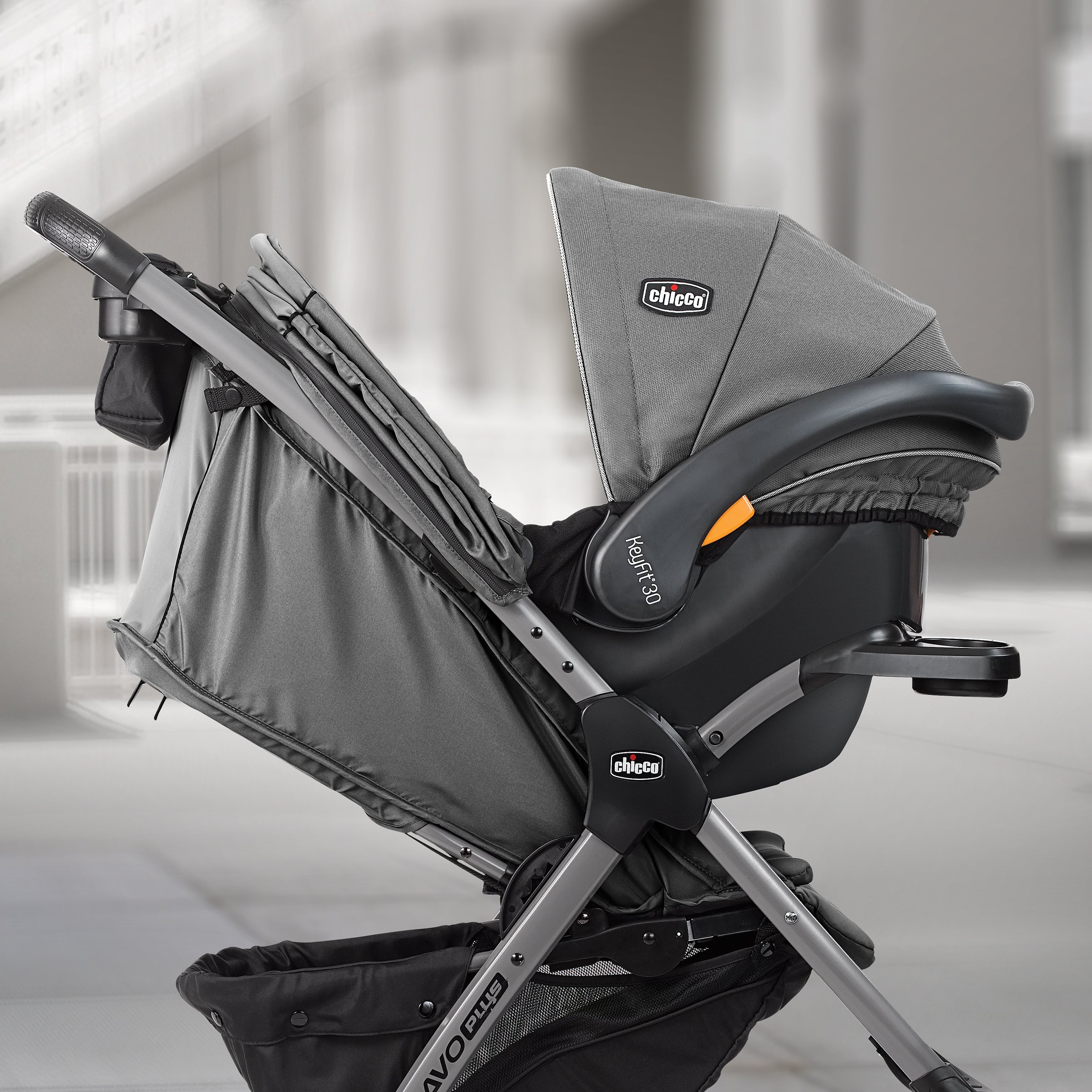 Chicco Mini Bravo Plus Lightweight Stroller for Toddlers - Compact Foldable Travel Stroller with Adjustable Canopy, Graphite Black | Perfect for Air Travel, Shopping & City Walks