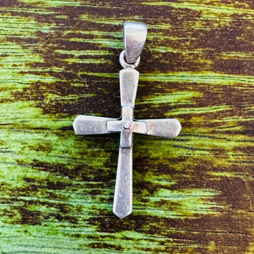 Vintage Sterling Silver Holy Cross Pendant - Timeless Religious Jewelry for Men & Women - Perfect for Baptism, First Communion, Confirmation & Daily Wear