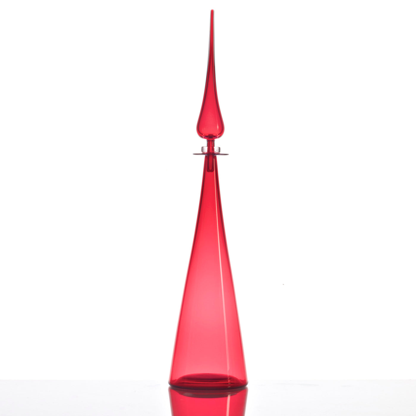 Joe Cariati Straight Cone Decanter - Elegant Glass Wine Decanter for Aerating Red Wine, Perfect for Dinner Parties & Home Entertaining