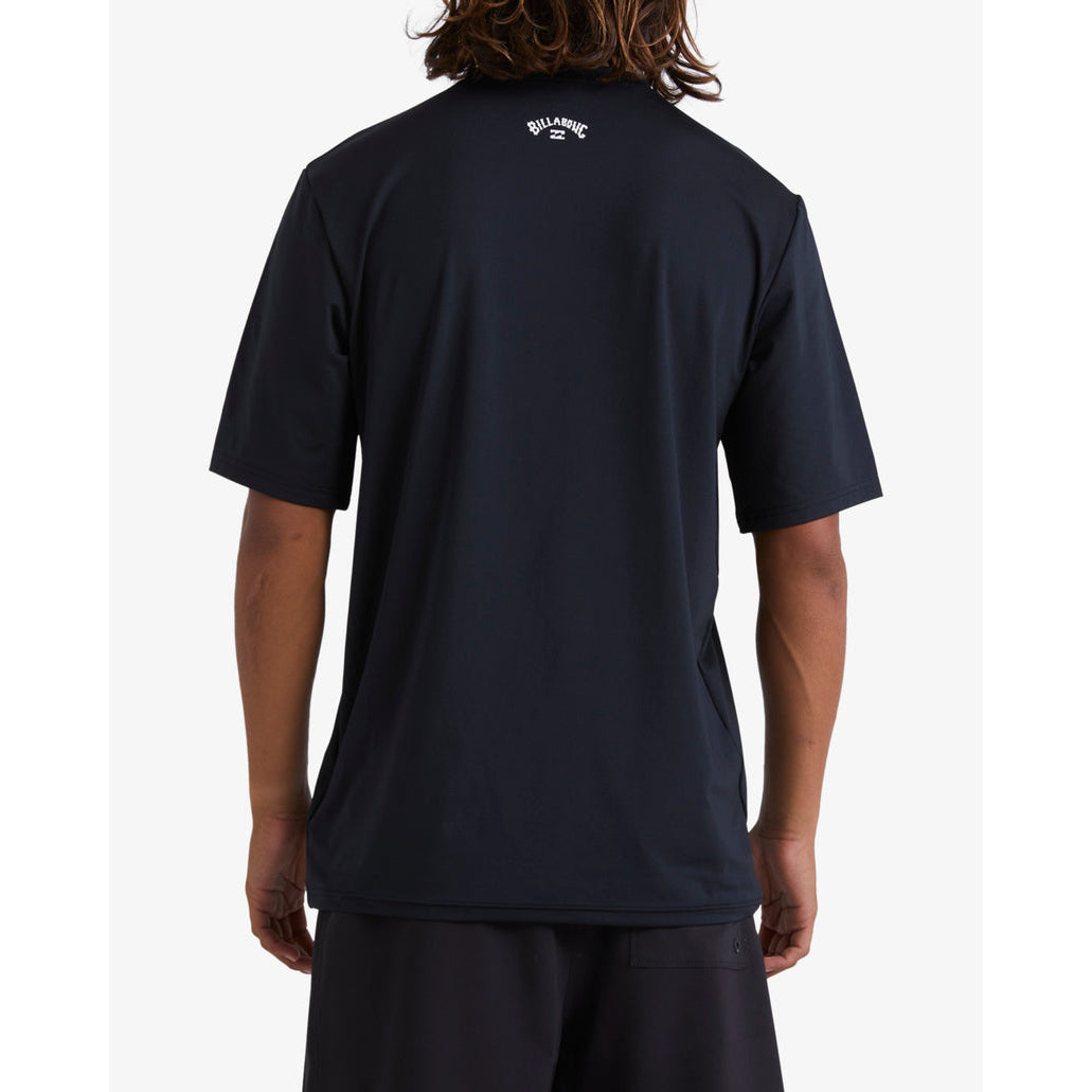 Billabong Men's All Day Wave Loose Fit Short Sleeve Rash Guard Surf Shirt - UPF 50+ Sun Protection, Quick Dry Swim Shirt for Surfing, Swimming, Beach & Outdoor Activities - Black