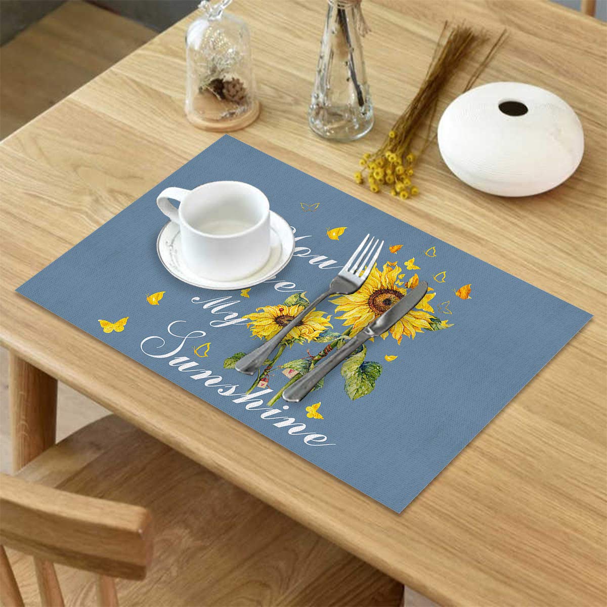 Rustic Sunflower with Bee Placemats Set of 4 - Heat Resistant & Washable Burlap Table Mats for Dining, Round or Outdoor Patio Tables | Farmhouse Kitchen Decor, Summer Picnic Essentials