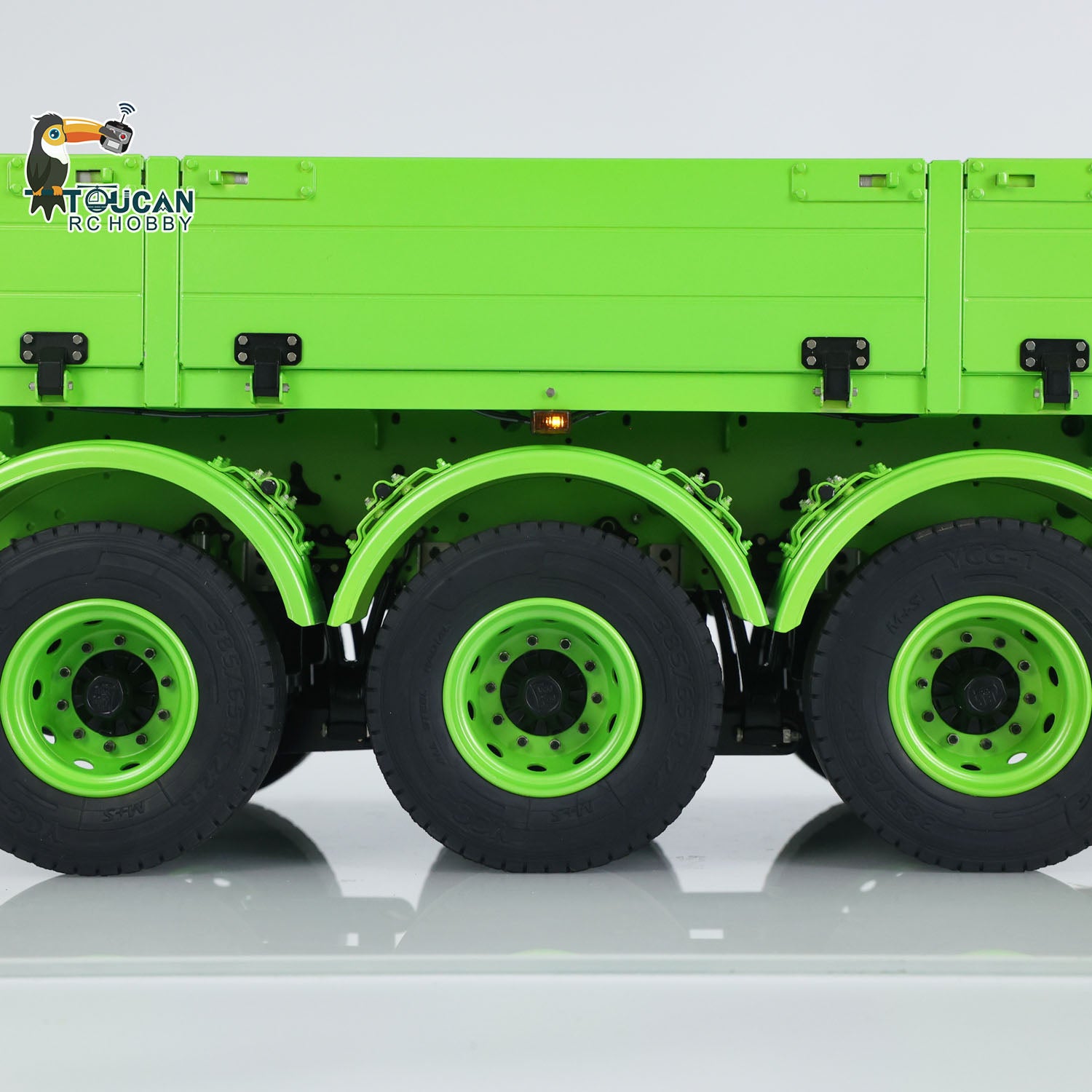 1/14 Scale 3 Axle Metal Semi Trailer with Manual Lifting Legs & LED Lights - Compatible with TAMIYA RC Tractor Trucks & DIY Model Dump Trucks - Perfect for RC Construction Scenes & Trucking Simulations