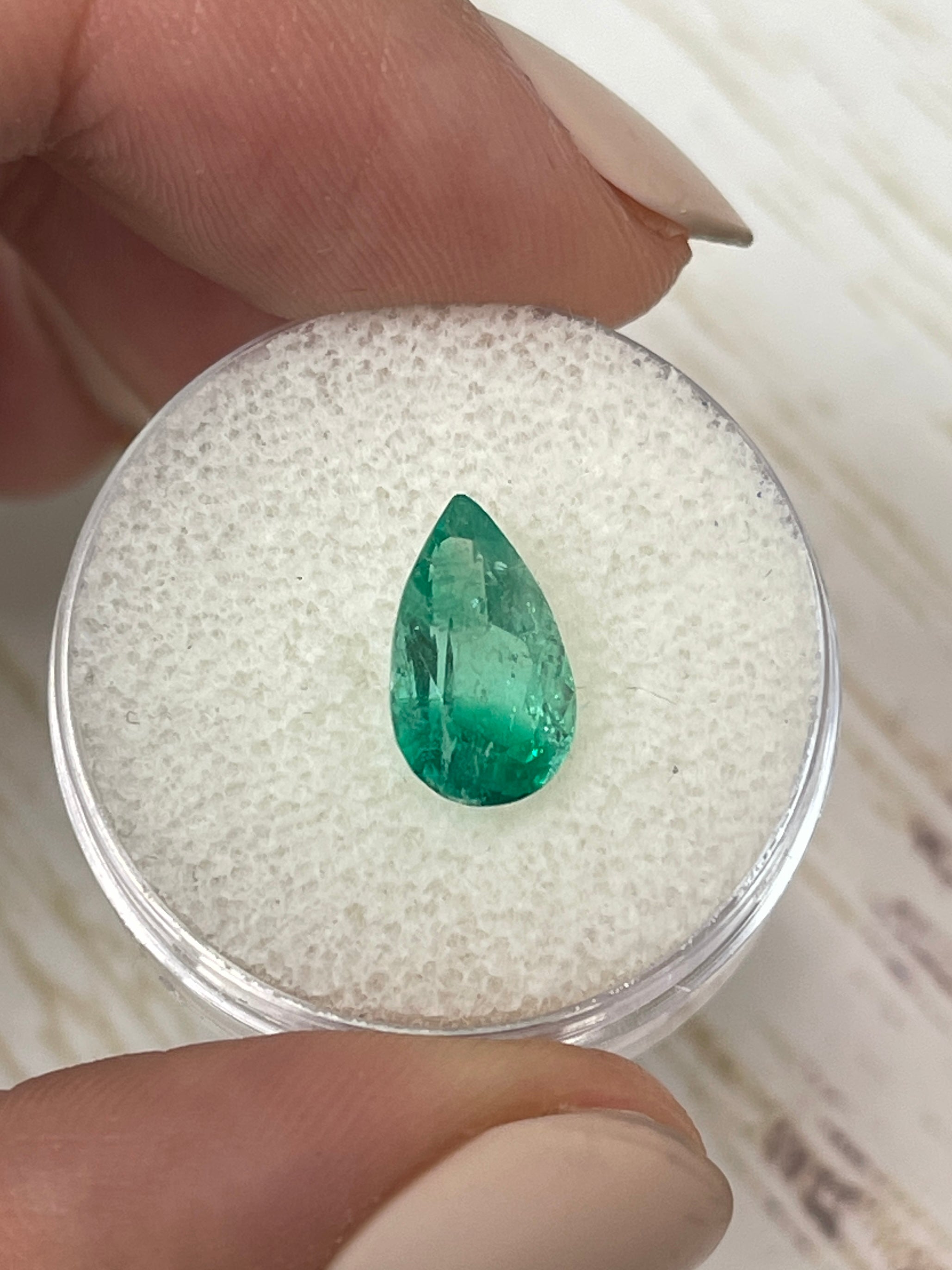 2.10 Carat Bi-Color Green Natural Loose Colombian Emerald Pear Cut Gemstone for Jewelry Making, Engagement Rings & Luxury Gifts