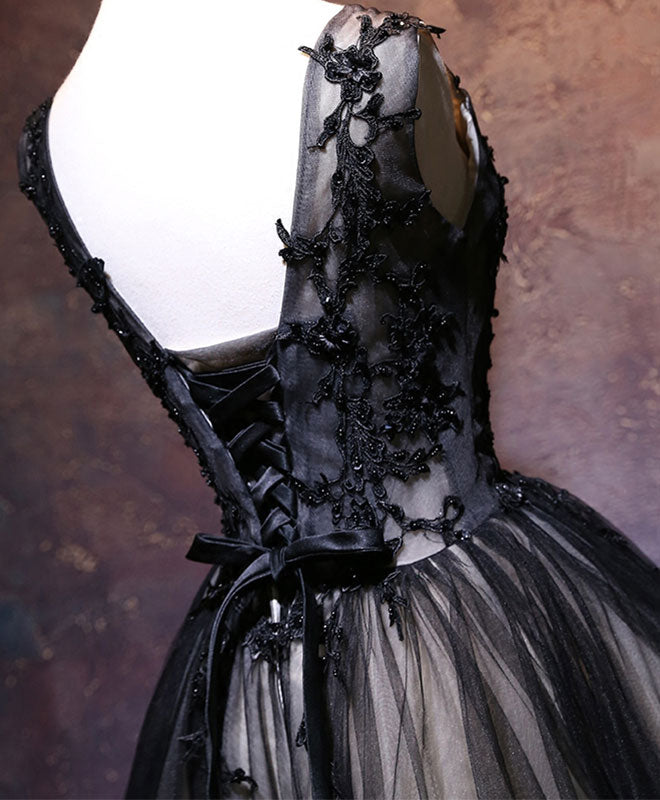 Elegant Black V-Neck Lace Short Prom Dress - Sexy Party Dress for Homecoming, Cocktail Parties & Special Occasions