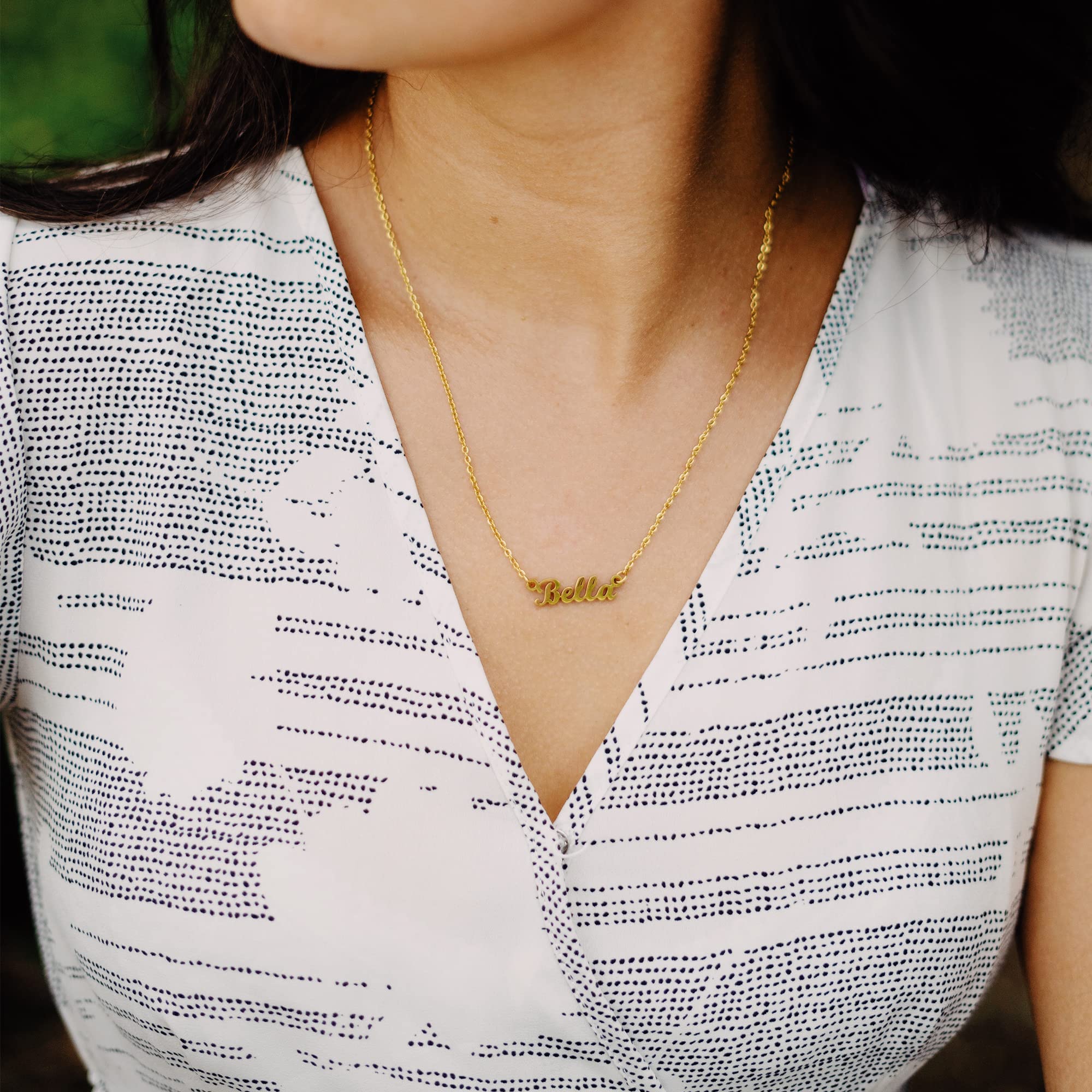 Personalized Gold Plated Name Necklace for Women - Custom Nameplate Jewelry Gift for Girls, Mom, Wife - Perfect for Birthdays, Anniversaries & Special Occasions