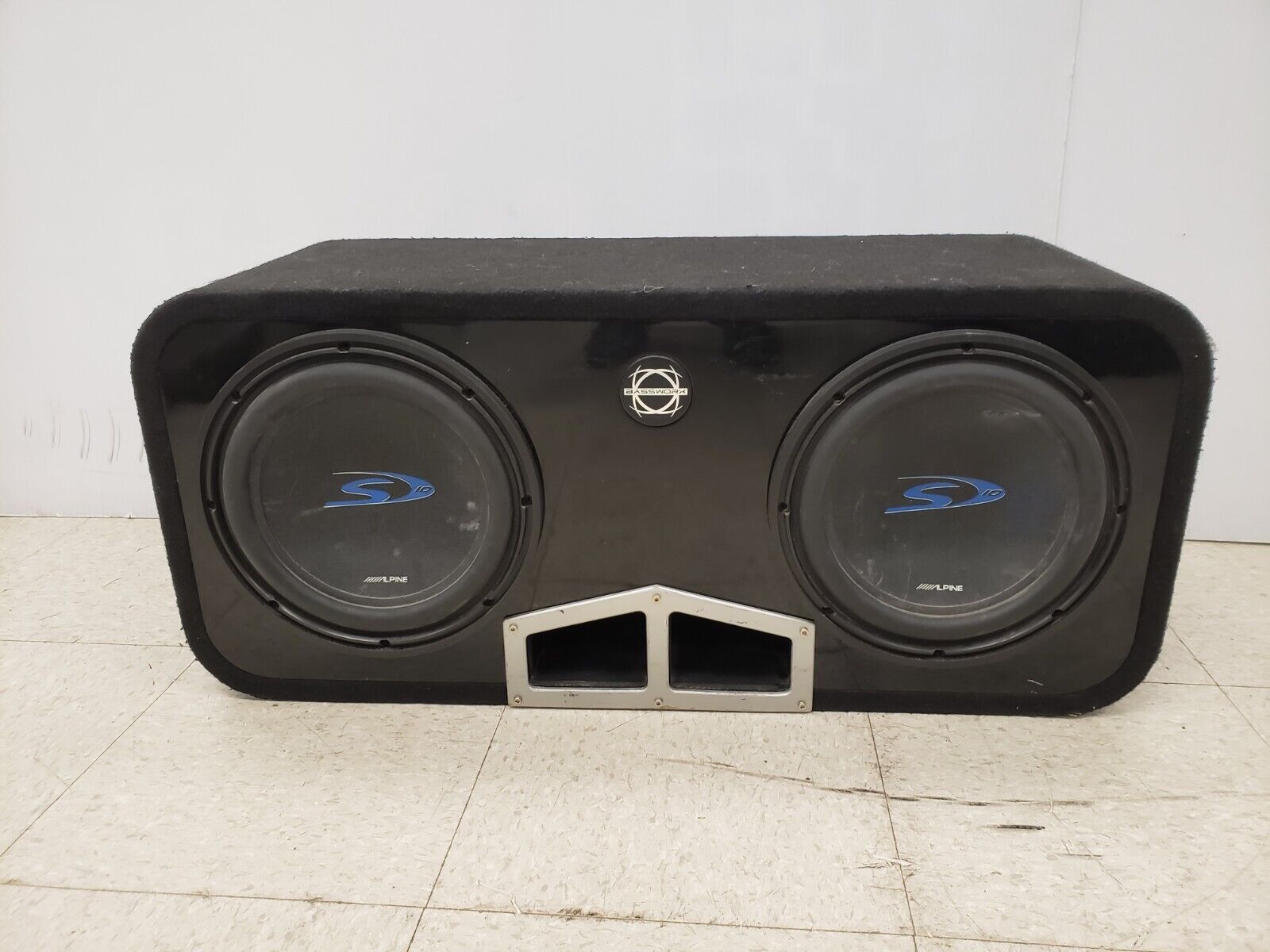 Alpine S10 10-Inch Subwoofer - 2 X10 Car Audio Subwoofers in Box for Enhanced Bass & Sound Quality | Perfect for Car Audio Systems & Home Theater Setups