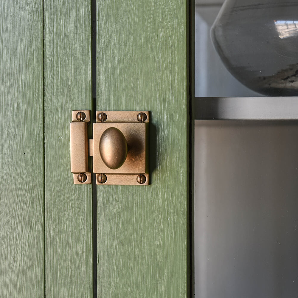 Vintage Aged Brass Oval Cabinet Latch - Classic Hardware for Kitchen Cabinets, Furniture & Antique Restoration - Perfect for Farmhouse, Rustic & Traditional Home Decor