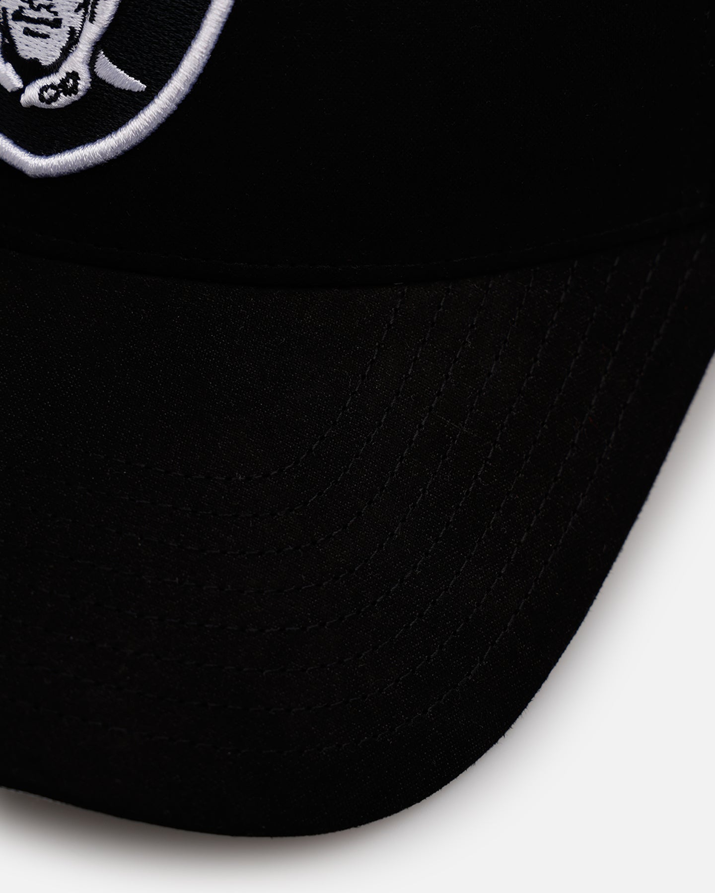 47 Brand Las Vegas Raiders 'Ultrasuede' 47 MVP Strapback Snapback Hat - Black/White Adjustable Baseball Cap for Men & Women - Perfect for NFL Games, Tailgating, and Sports Fan Gifts