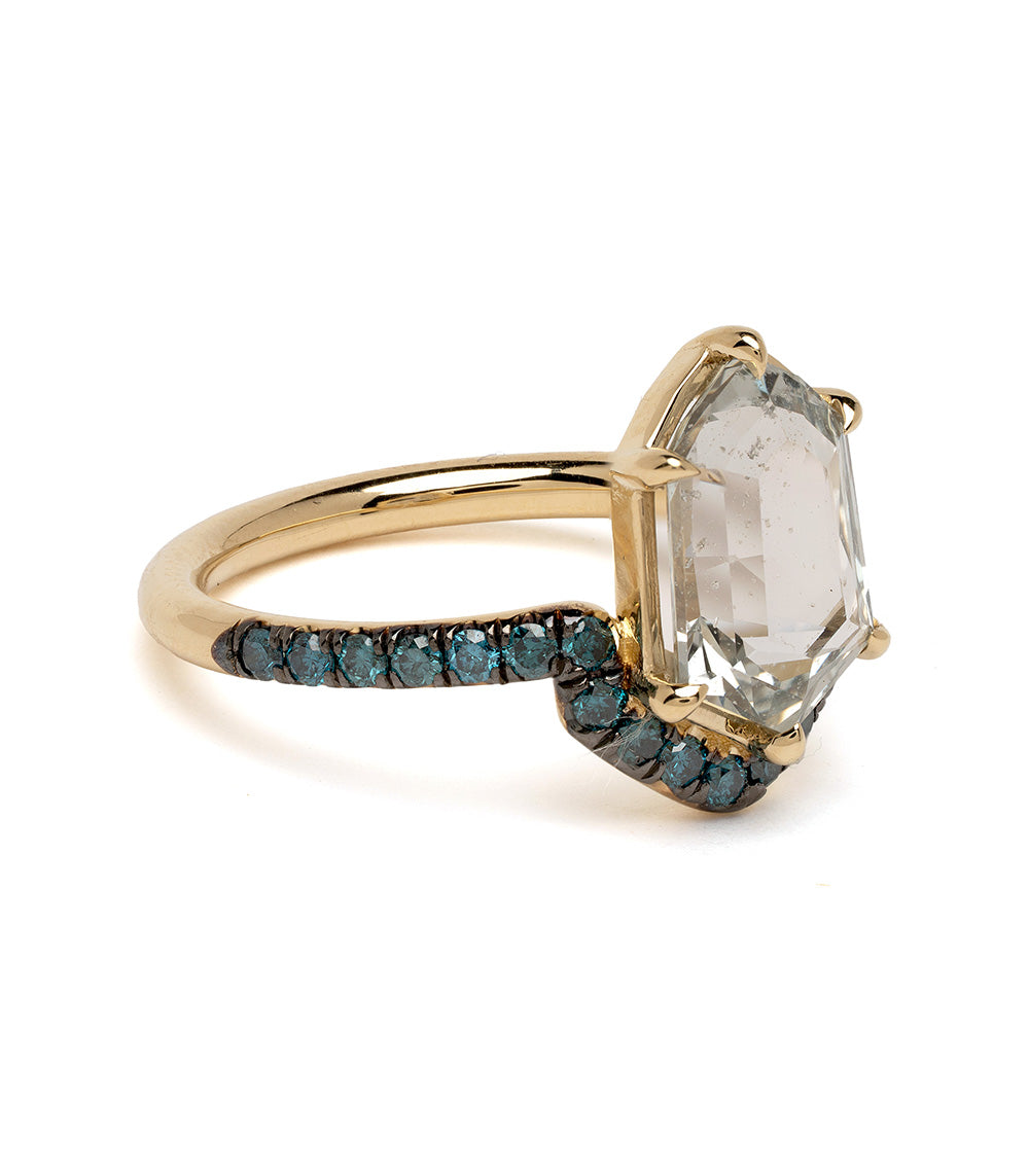 Hexagon Sapphire Ring in Aura Mint Green - Elegant Jewelry for Women, Perfect for Weddings, Anniversaries & Special Occasions