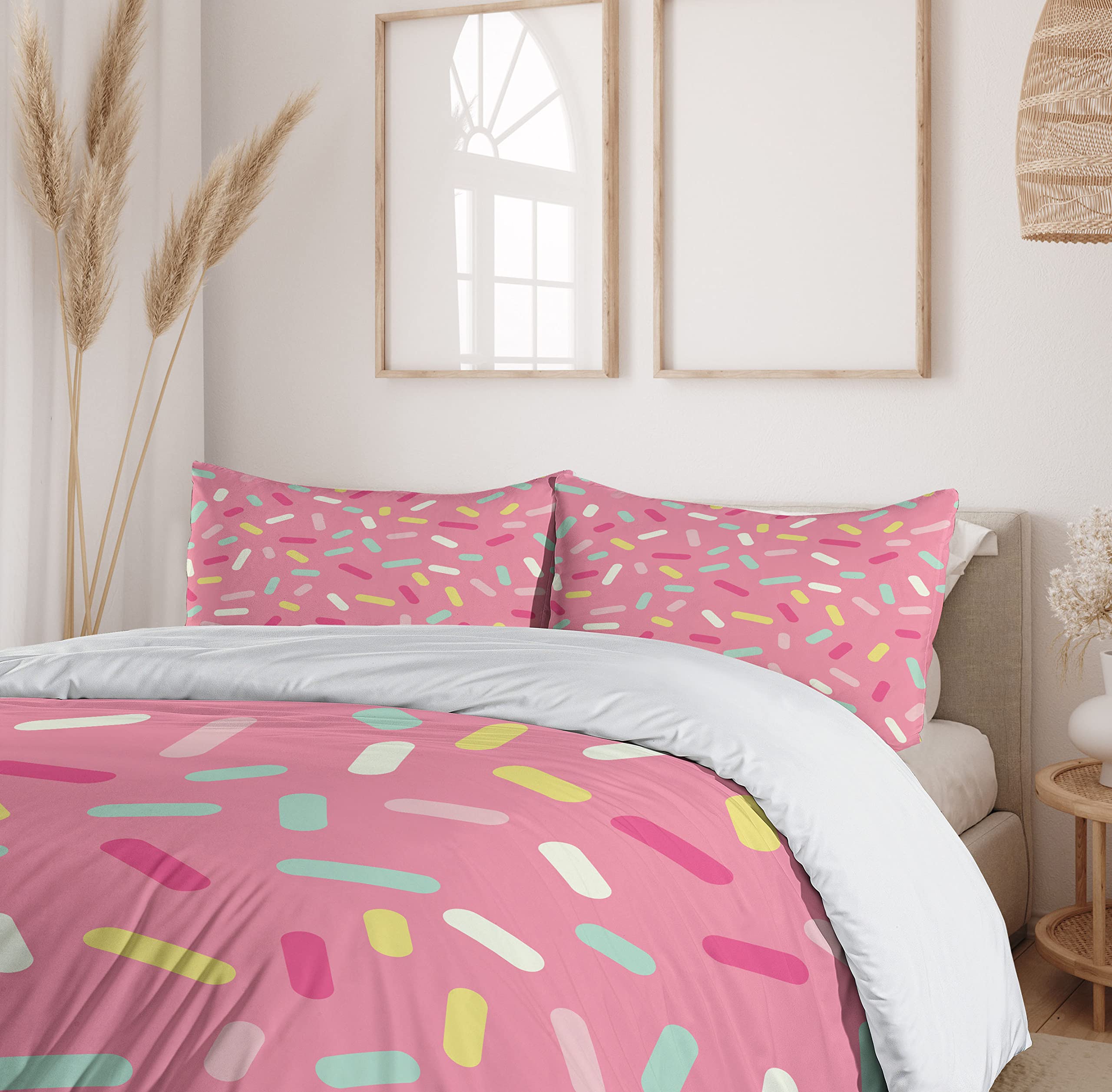 Ambesonne Pink and White Duvet Cover Set - Abstract Donut Sprinkles Pattern, 3 Piece Bedding Set with 2 Pillow Shams, California King Size, Soft & Breathable - Perfect for Bedroom Decor, Kids Room, Bakery Themed Nursery, and Gift Giving