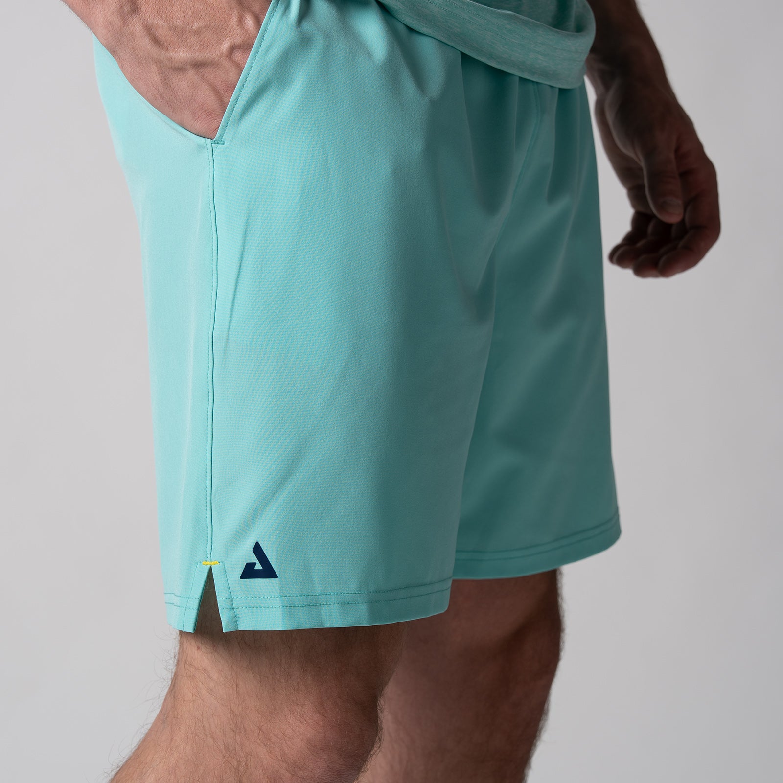 Men's Woven Shorts - 7-Inch Inseam Comfortable Casual Summer Shorts for Outdoor Activities, Beach, and Travel