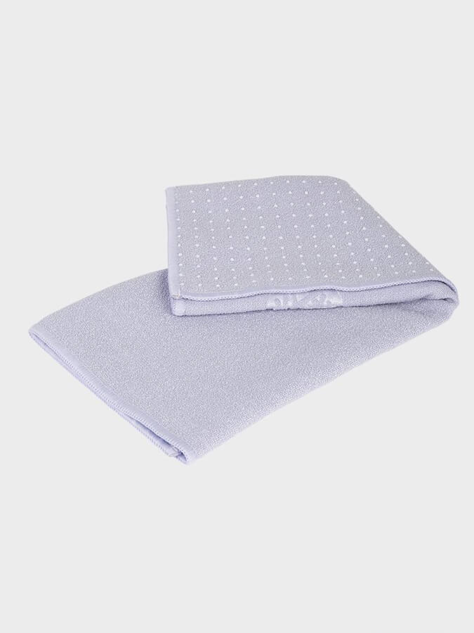 Manduka Yogitoes Yoga Hand Towels - Non-Slip, Absorbent & Eco-Friendly for Hot Yoga, Pilates & Workouts - Perfect for Grip & Sweat Control