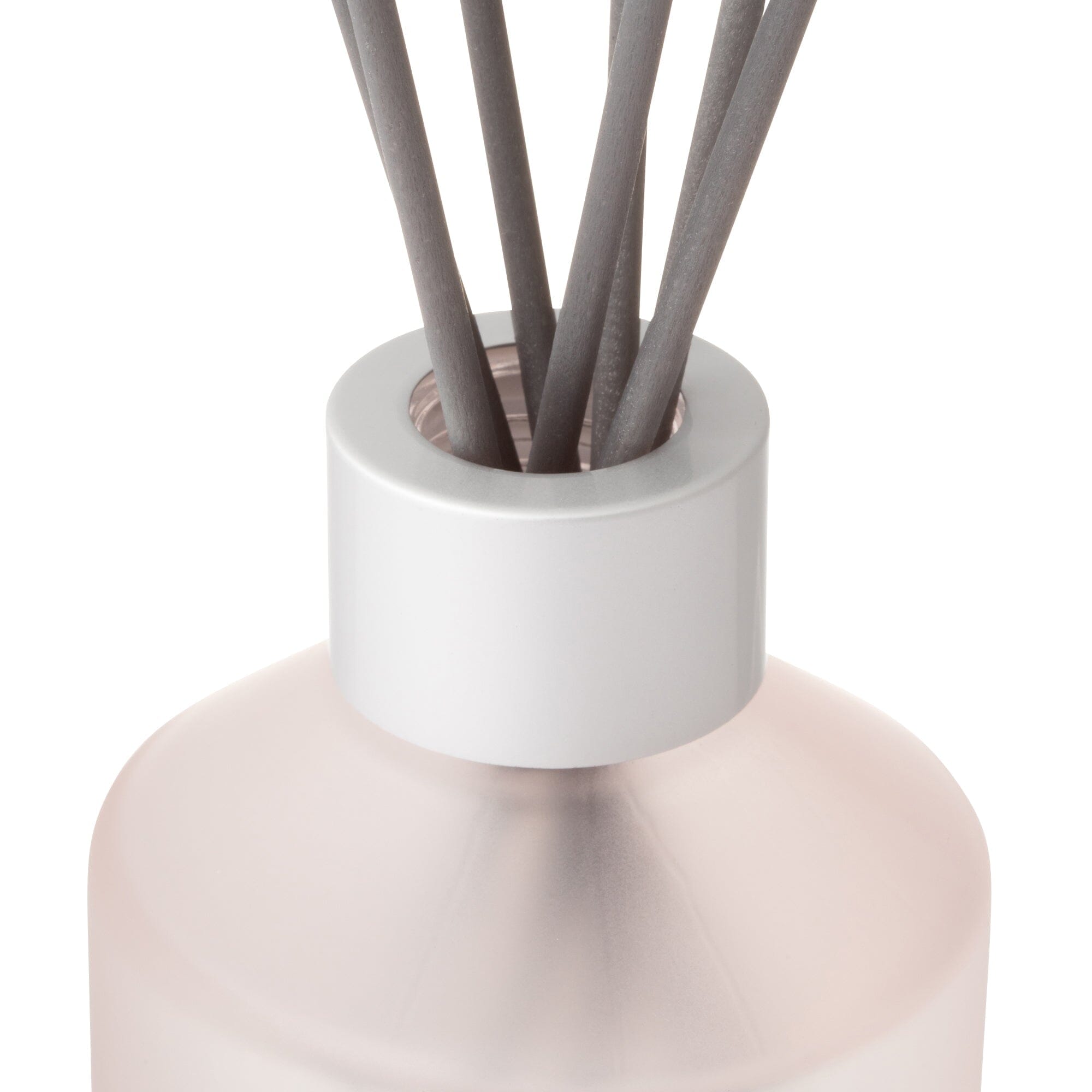 Pink Sweet Musk Fragrance Diffuser - Aromatherapy Essential Oil Reed Diffuser for Home, Office & Bedroom - Douillet Scented Air Freshener for Relaxation & Stress Relief