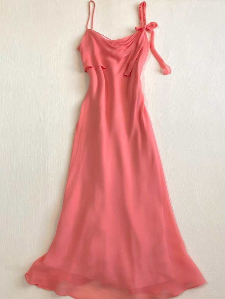 Elegant A-Line Chiffon Pink Prom Dress Vintage Evening Gown J6393 - Perfect for Homecoming, Formal Dances & Special Occasions