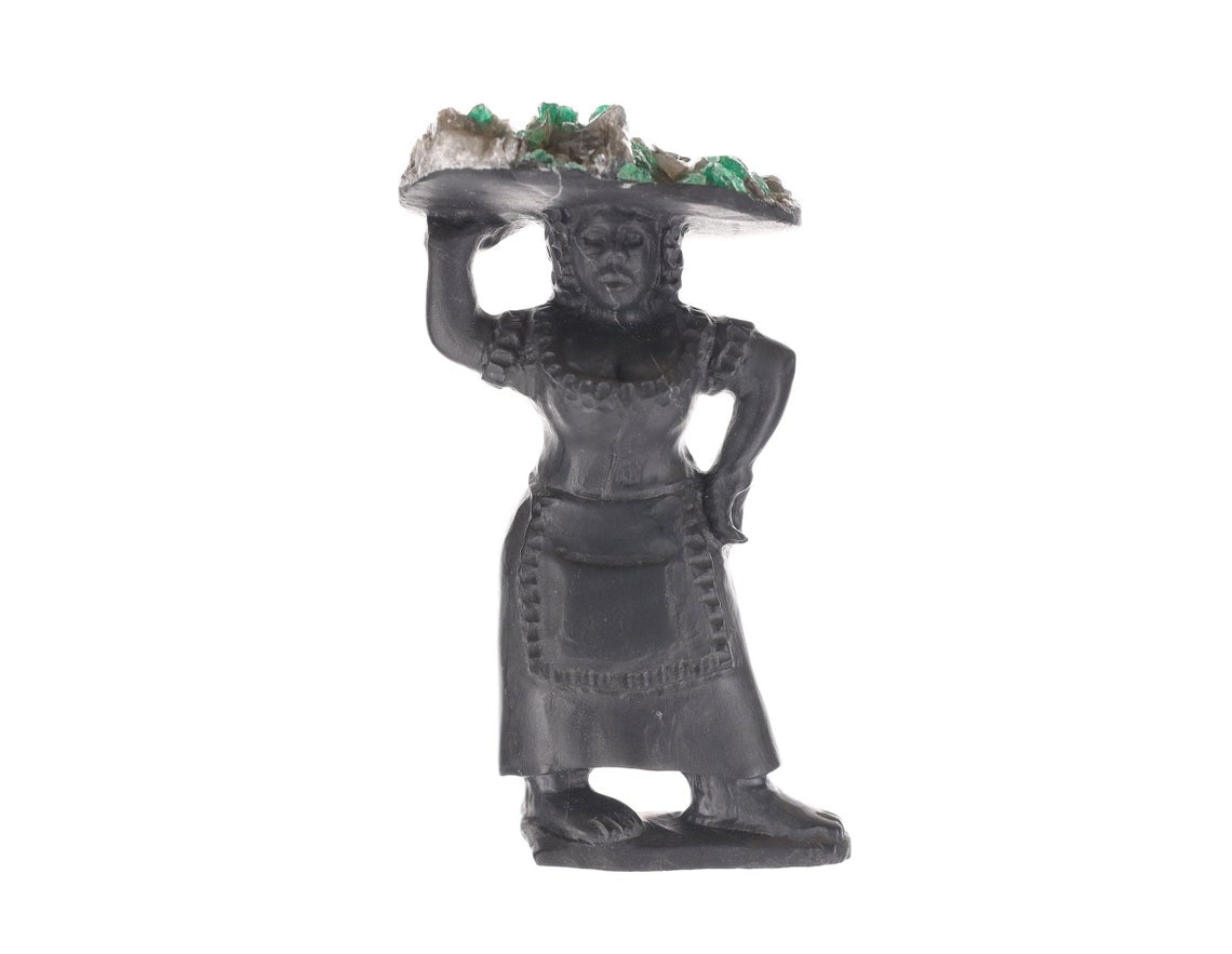 Colombian Emerald Fruit Lady Rough Crystal Sculpture – Handcrafted Gemstone Art for Home Decor, Meditation & Spiritual Healing