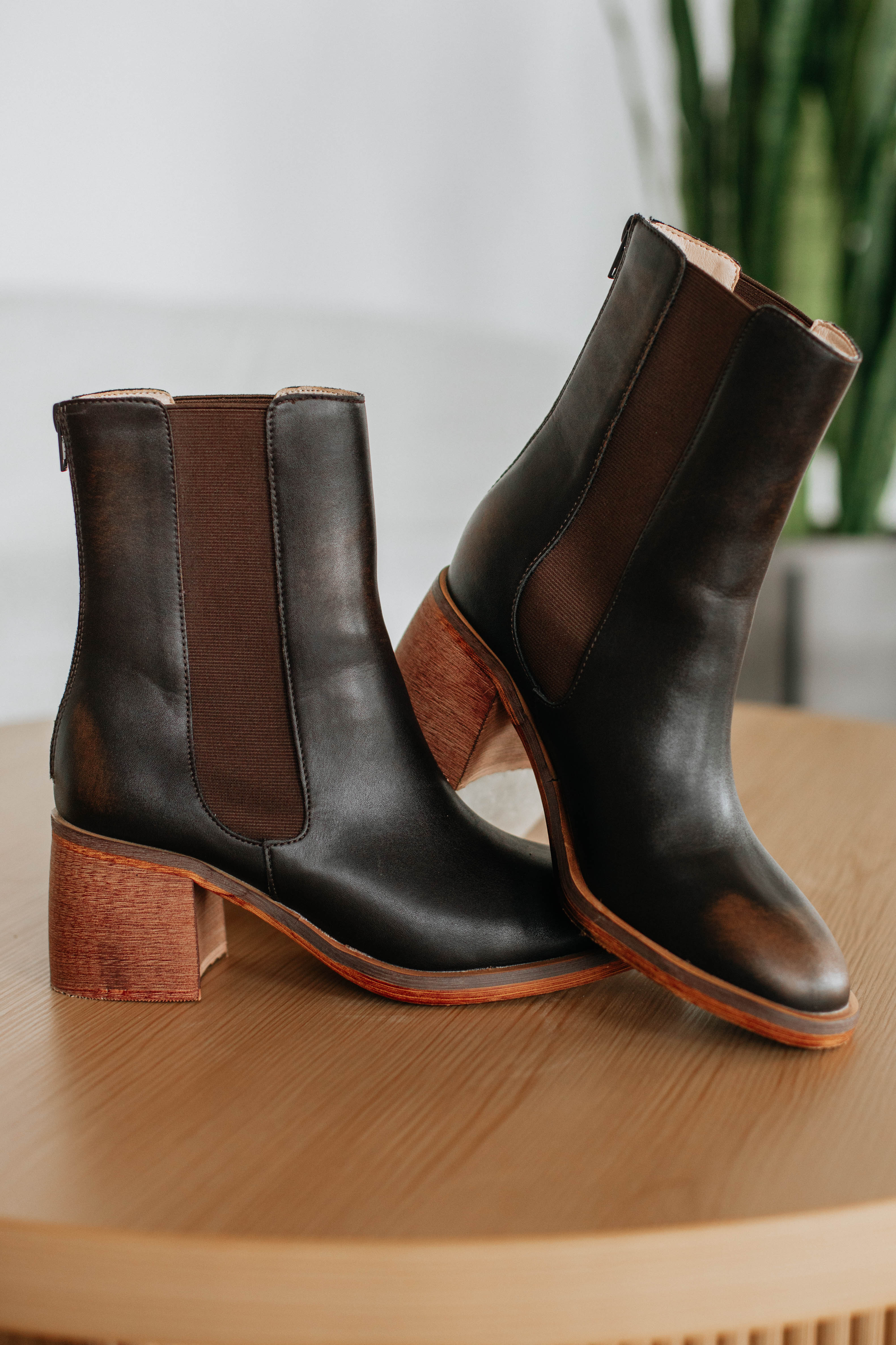 Back On The Scene Boots - Women's Chunky Heel Ankle Boots in Espresso Brown | Stylish & Comfortable for Fall/Winter Fashion, Office Wear & Night Out