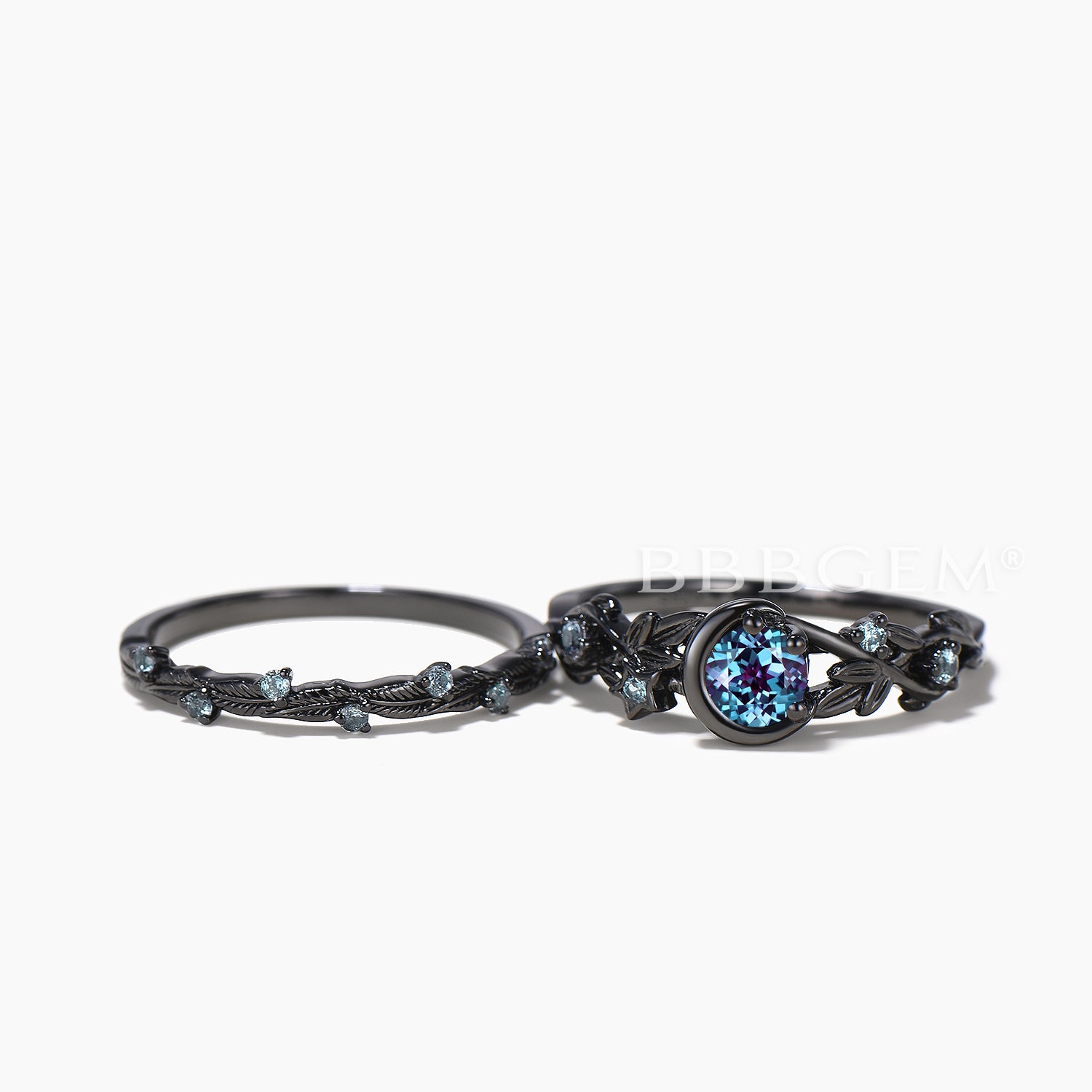 Natural Alexandrite Wedding Ring Set - Round Cut Color Changing Gemstone for Brides & Engagement - Perfect for Proposals, Anniversaries & Romantic Occasions