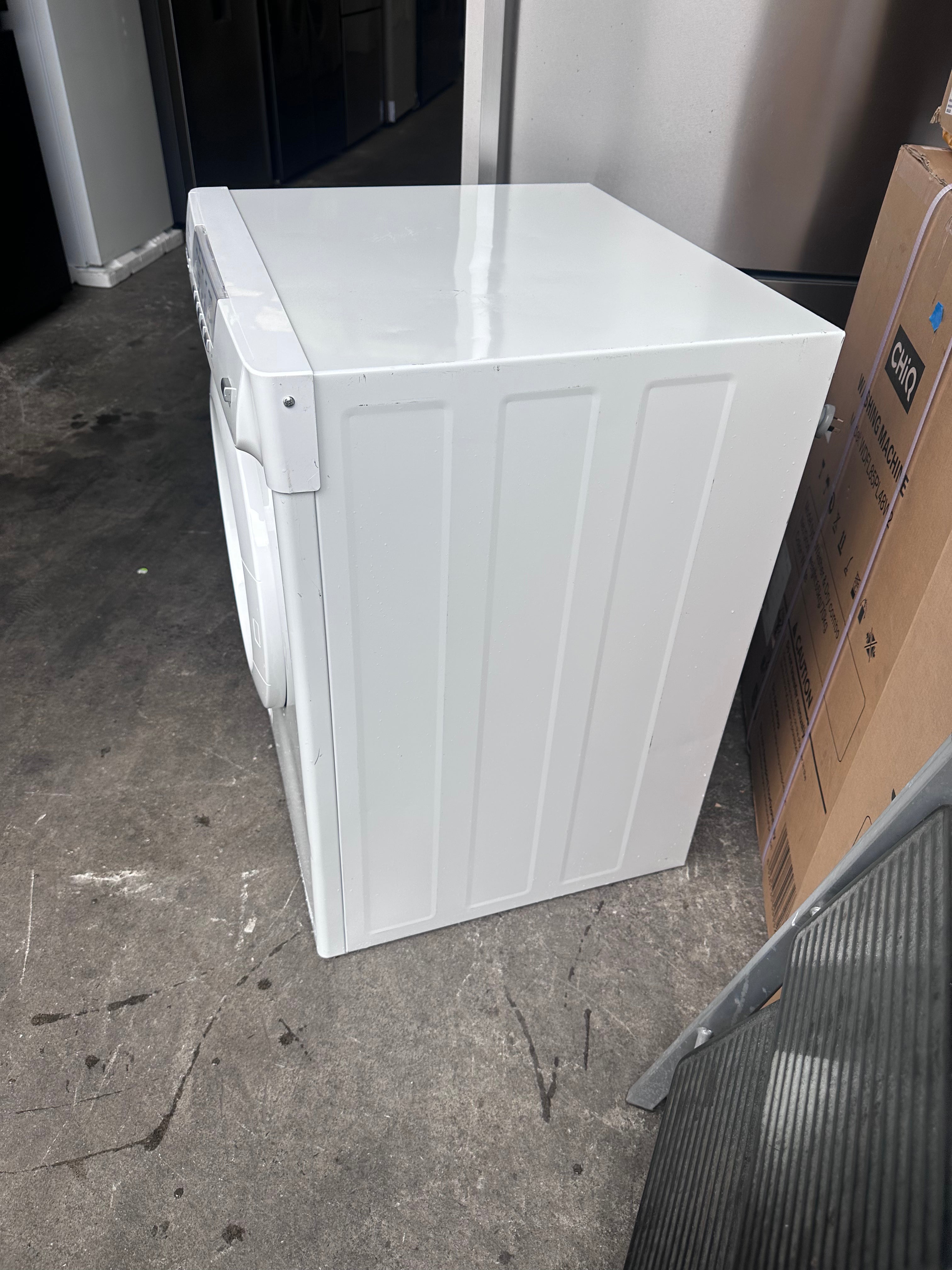 Refurbished Electrolux 6kg Auto Sensing Dryer - Energy Efficient Laundry Solution for Small Apartments & Compact Spaces