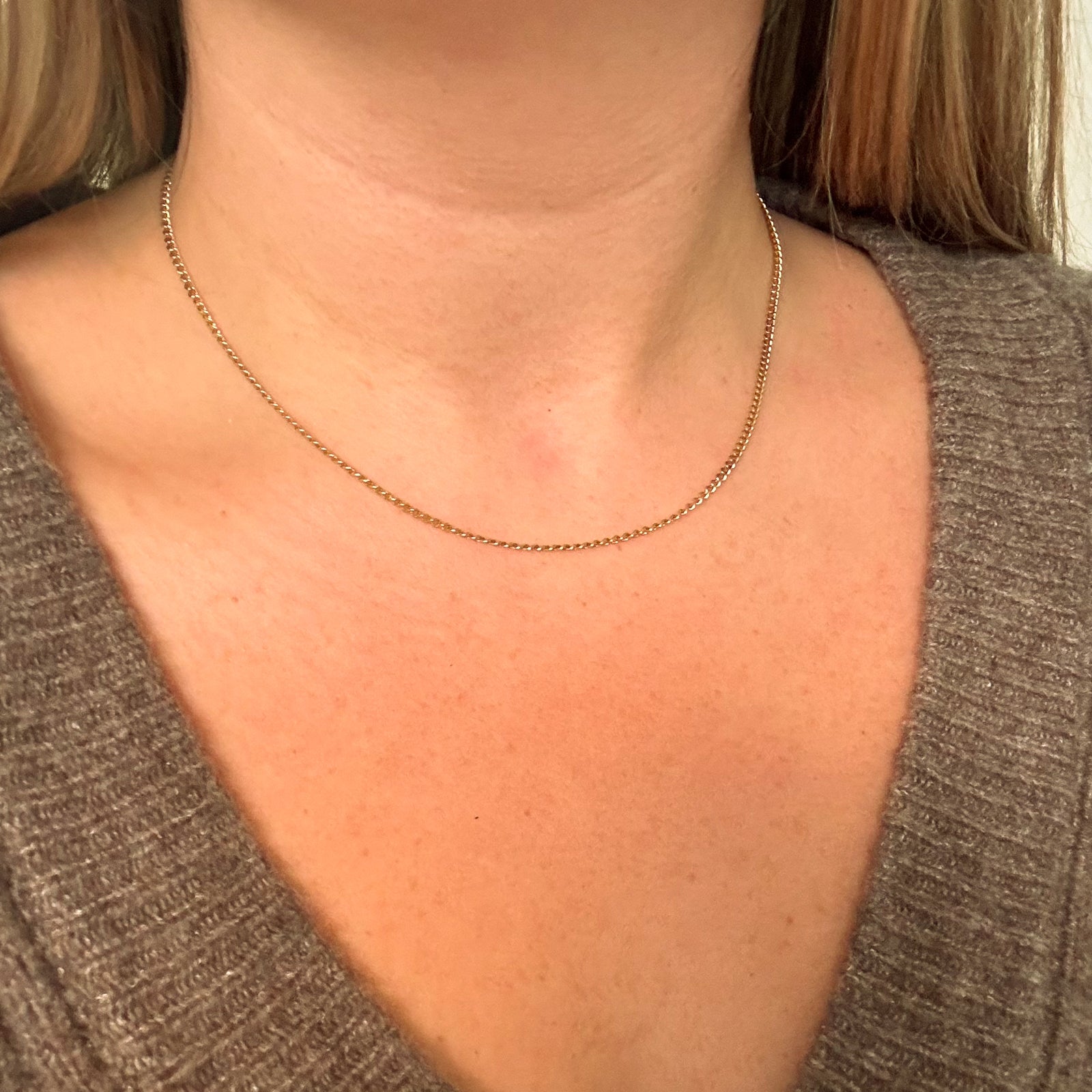 9K Yellow Gold Curb Chain Necklace 18 Inch - Elegant Dainty Layering Jewelry for Women, Perfect for Everyday Wear, Gifts & Special Occasions
