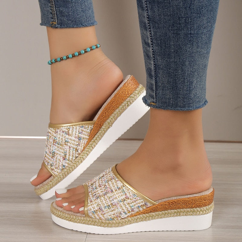Women's Striped Platform Slippers - Comfortable House Shoes with Non-Slip Sole for Indoor/Outdoor Wear - Perfect for Lounging, Yoga, and Relaxing at Home