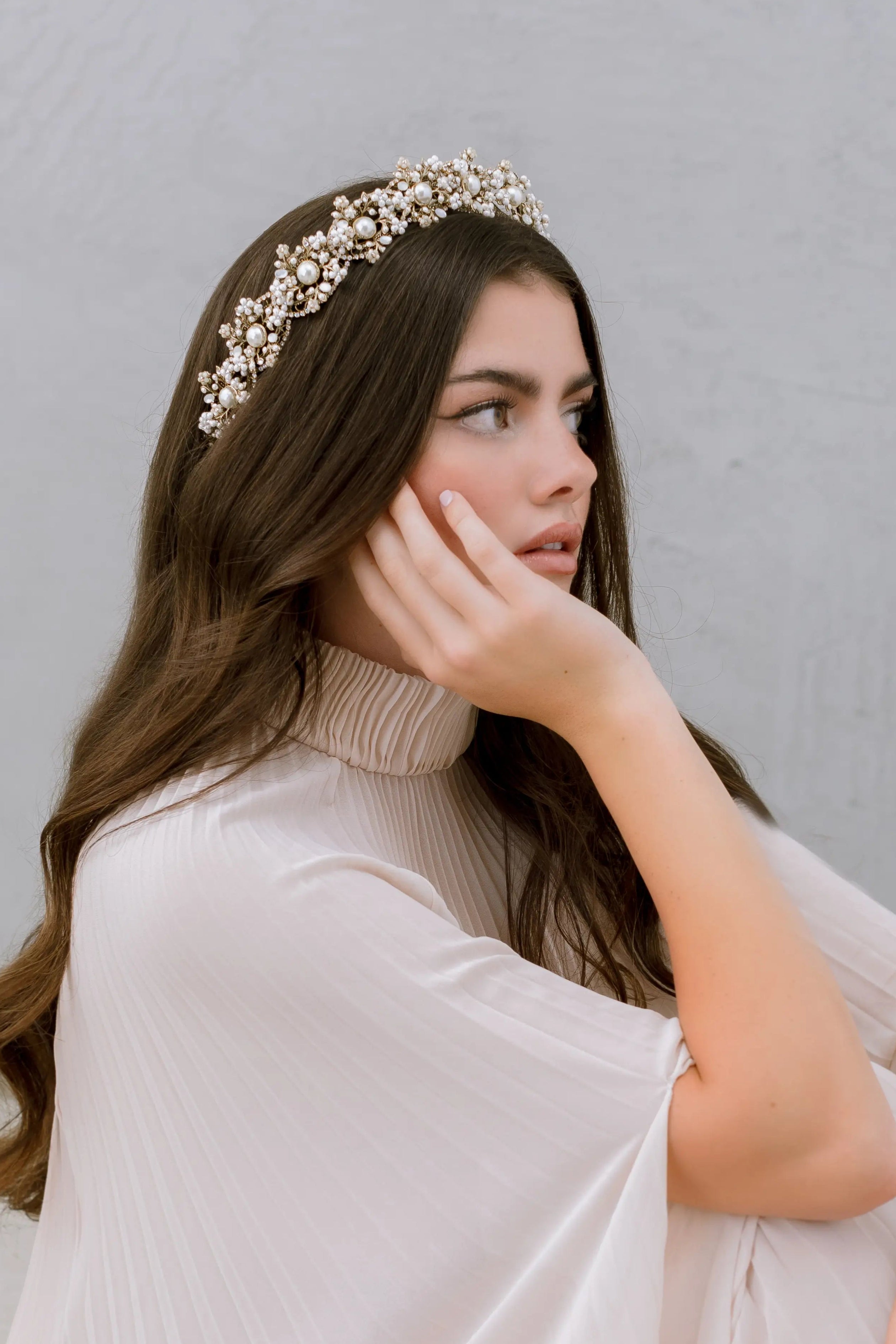 Ravissant Crown - Elegant Rhinestone Tiara for Women | Perfect for Weddings, Prom, Pageants & Special Occasions