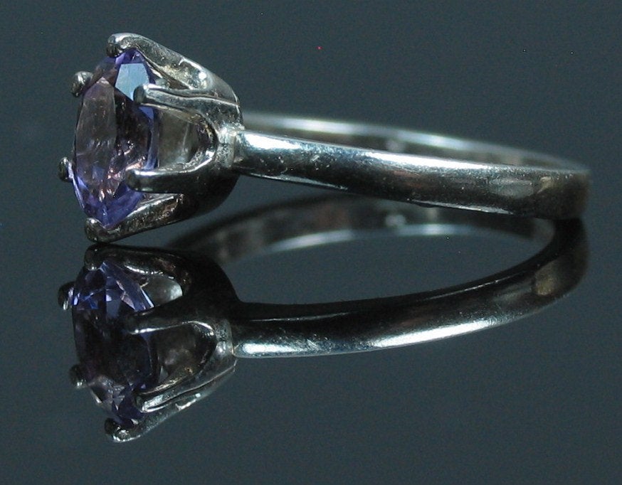 1ct Natural Amethyst Solitaire Ring - Solid Sterling Silver or 14K White/Yellow Gold - 7x5mm Oval Cut, Size 7, VVS Eye Clean - Perfect for Engagement, Anniversary & Everyday Elegant Jewelry