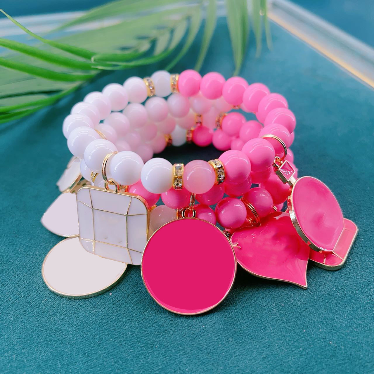 4PCS Fashion Adjustable Charm Bracelets for Women - Trendy Boho Beaded Jewelry Gift Set, Perfect for Parties, Dating & Daily Wear