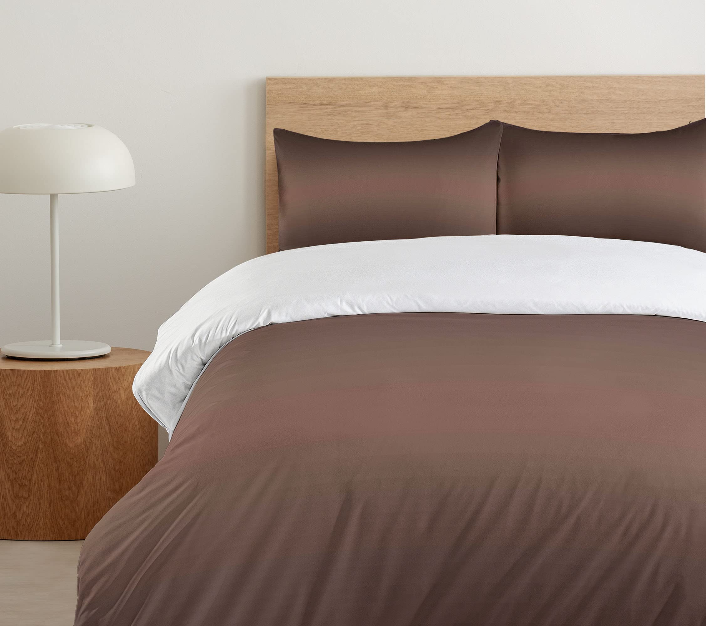 Ambesonne Ombre Duvet Cover Set - Queen Size Brown Chocolate Food Inspired Bedding with 2 Pillow Shams | Gradient Design Digital Print Artwork | Perfect for Master Bedroom, Guest Room & Dorm Decor