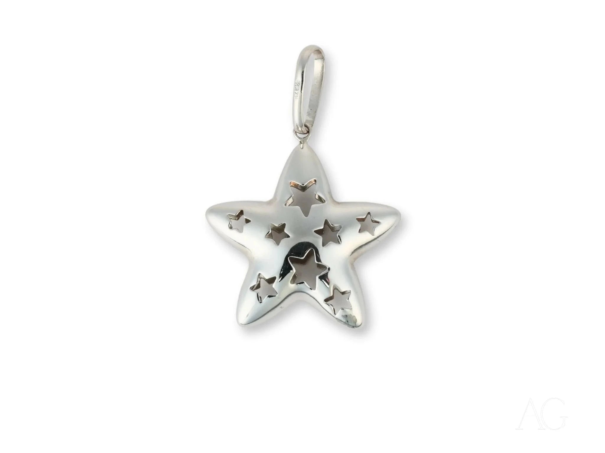 Celestial Radiance White Gold Star Pendant Necklace - Elegant 14K White Gold Star Charm Jewelry for Women - Perfect for Everyday Wear, Gift Giving & Special Occasions
