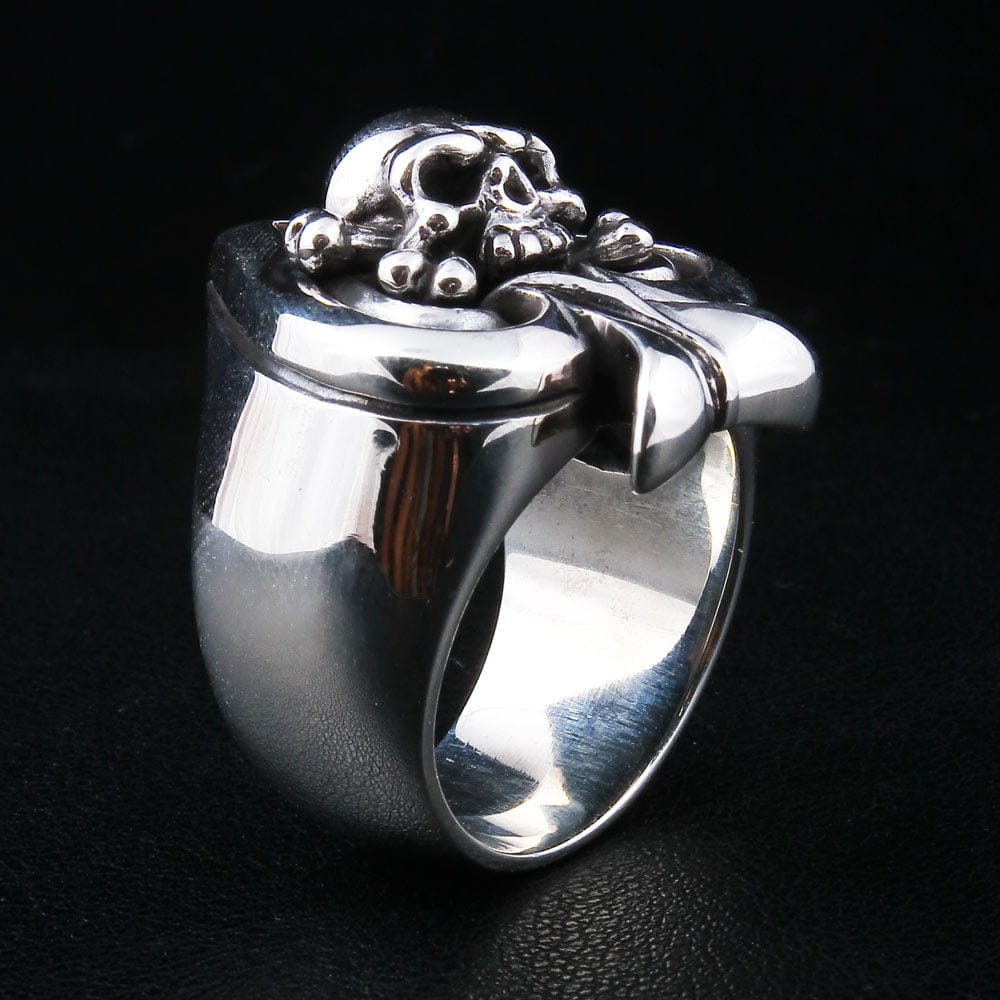 Skull Crossbones Spade Sterling Silver Biker Ring for Men - Gothic Punk Jewelry for Motorcycle Riders & Rock Music Fans - Perfect for Biker Gangs, Concerts & Edgy Fashion