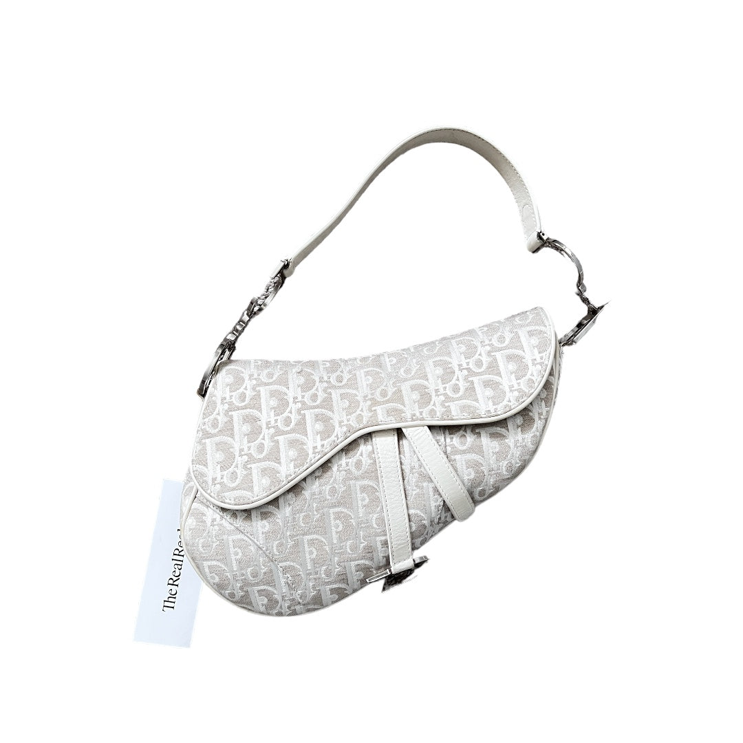 Dior Diorissimo Saddle Bag - Luxury Leather Handbag for Women, Fashion Shoulder Bag & Crossbody Purse - Perfect for Work, Travel & Evening Events