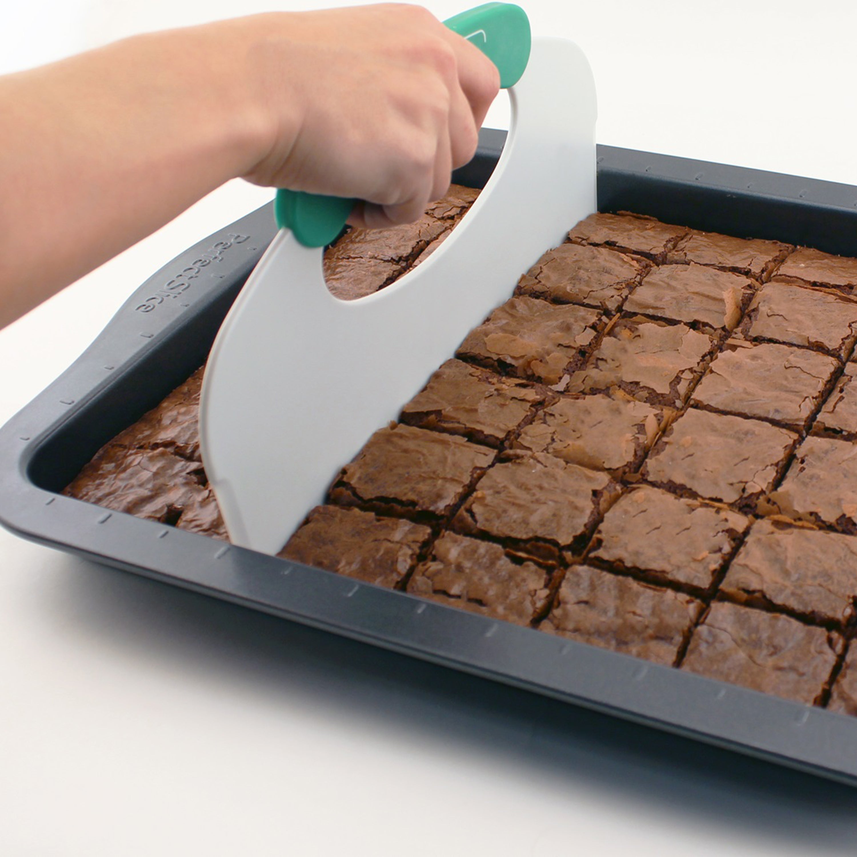 BergHOFF Perfect Slice 5-Piece Nonstick Bakeware Set - Oven Safe Baking Pans for Cakes, Pies & Desserts - Perfect for Home Bakers & Holiday Cooking