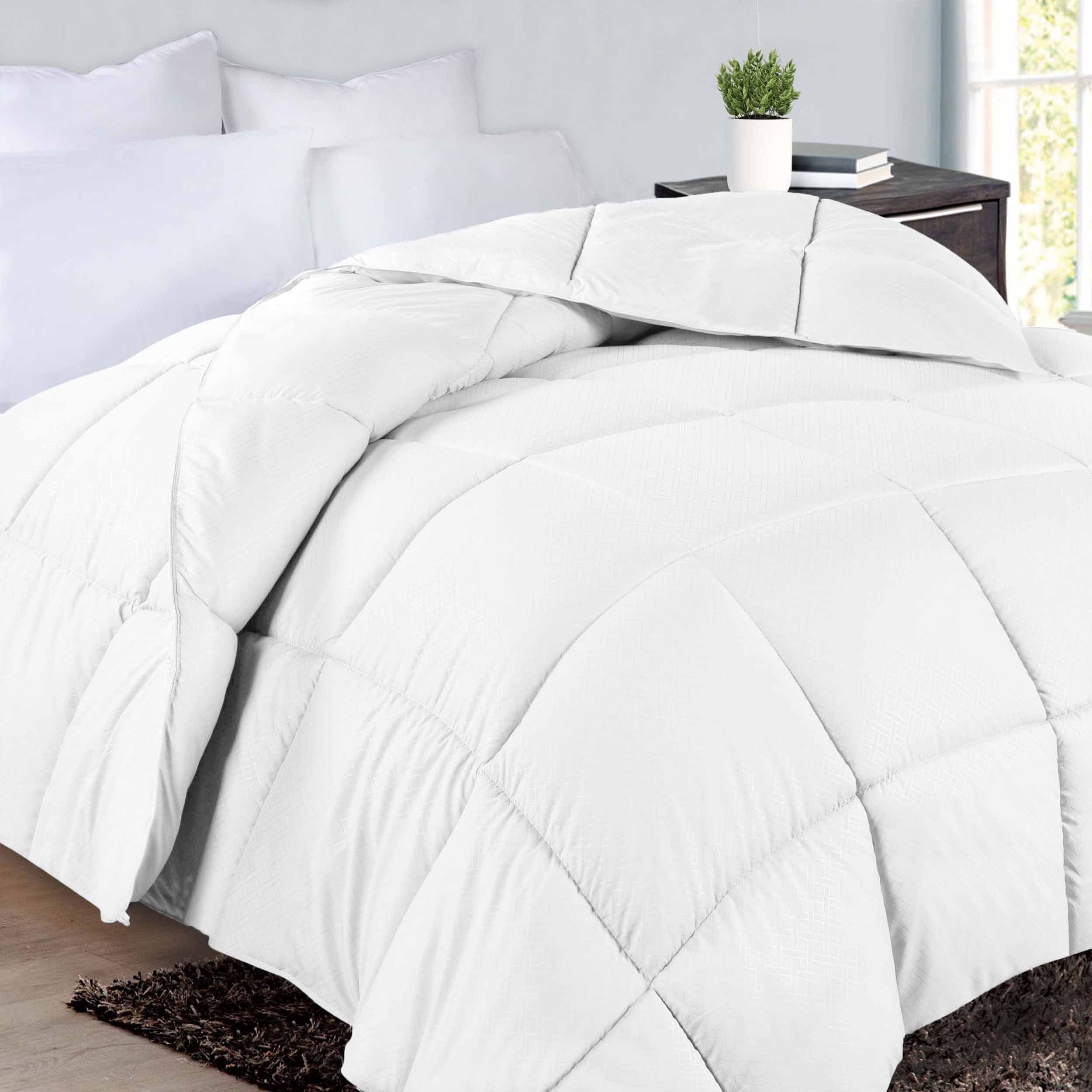 Luxury Basketweave Plush Down Alternative Comforter - Hypoallergenic & Breathable All-Season Bedding for Master Bedroom, Guest Room & Dorm