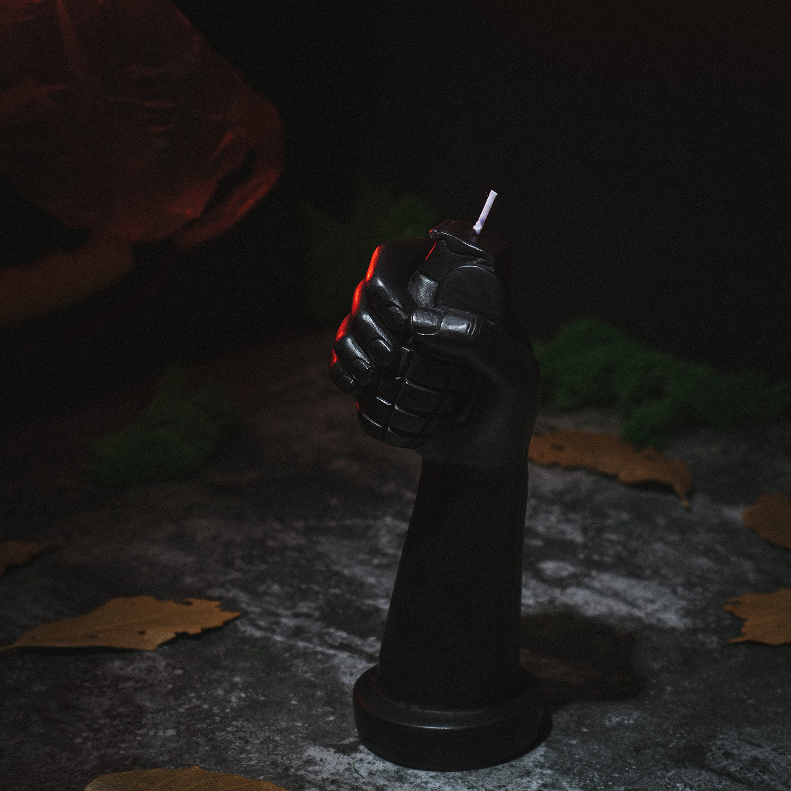 Gute Hand with Grenade Candle - Unique Military-Themed Gift for Gun Enthusiasts, Veterans, Police & Fathers | 8