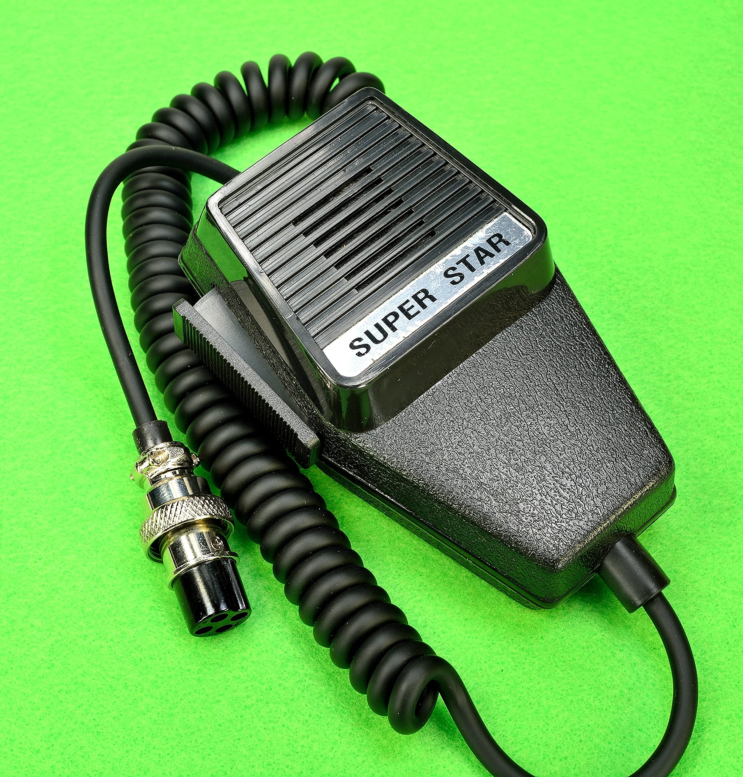 Professional Workman CM4 4-Pin CB Radio Microphone - High-Quality Clear Sound for Truckers & Off-Road Adventures - Perfect for Long-Haul Communication & Emergency Use