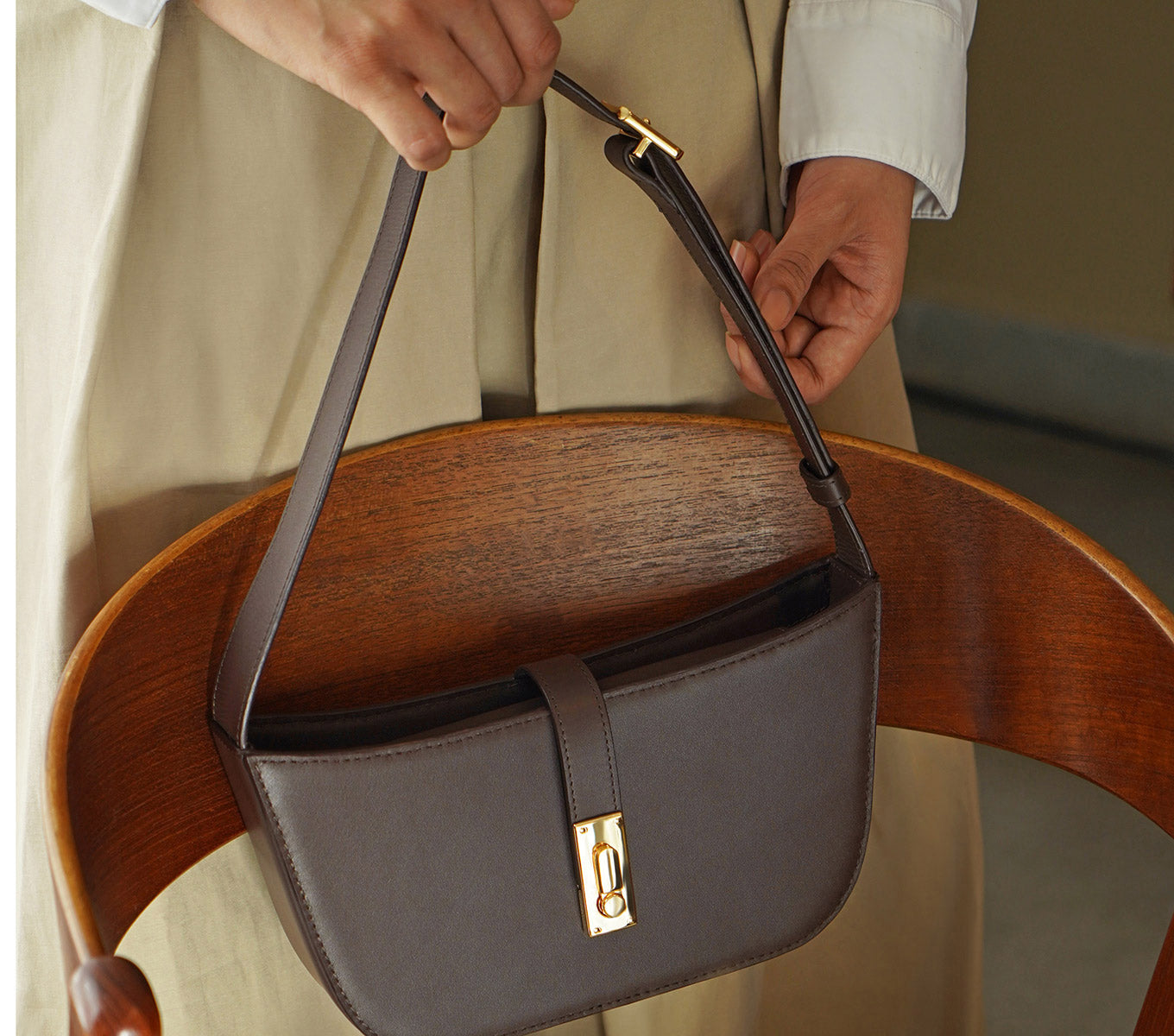 Stylish Mabel Shoulder Bag for Women - Trendy Crossbody Purse with Adjustable Strap - Perfect for Work, Travel & Everyday Use