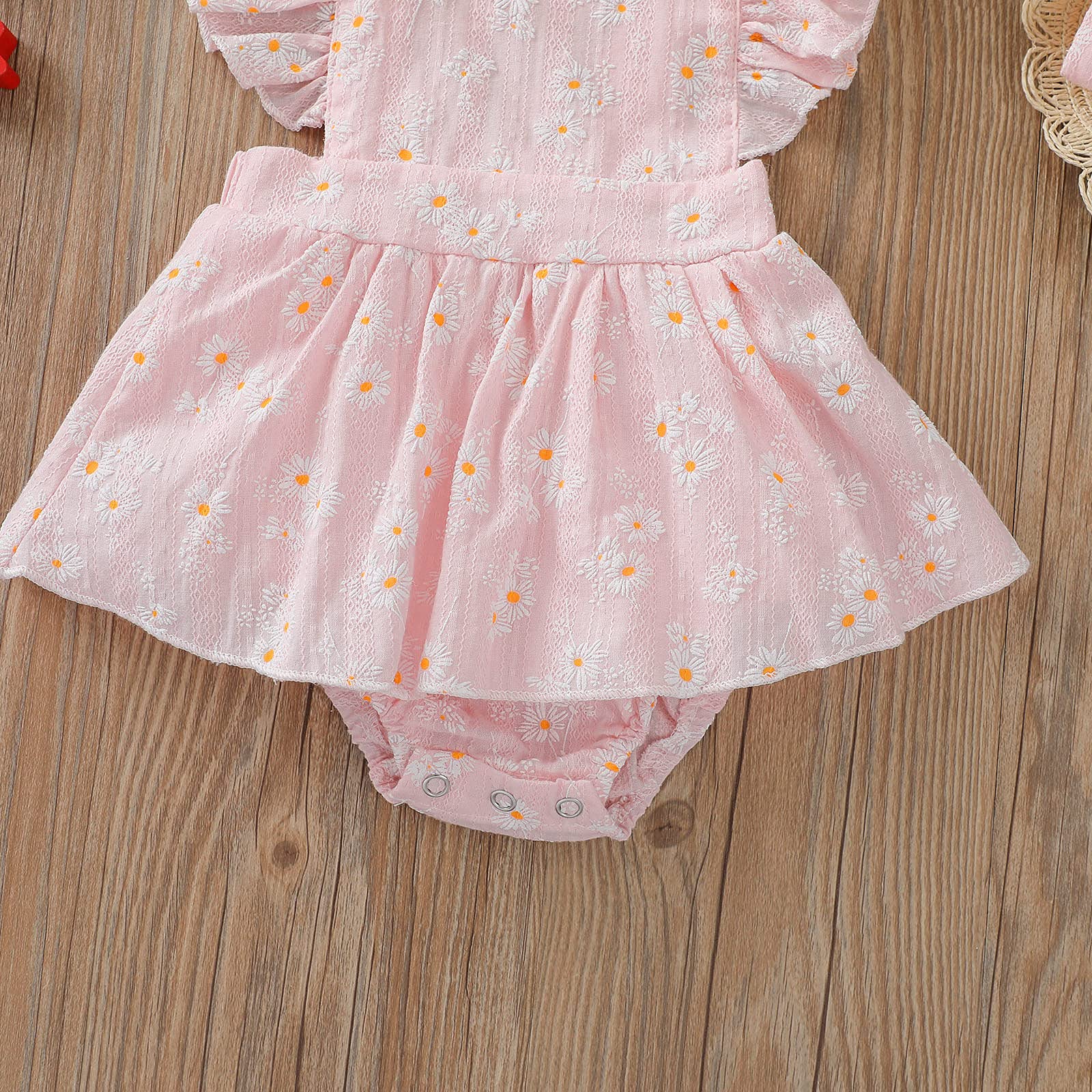 Newborn Baby Girl Clothes - Daisy Print Romper Dress with Flutter Sleeves | One-Piece Jumpsuit & Headband Set | Perfect for Summer Outfits, Photo Shoots & Special Occasions