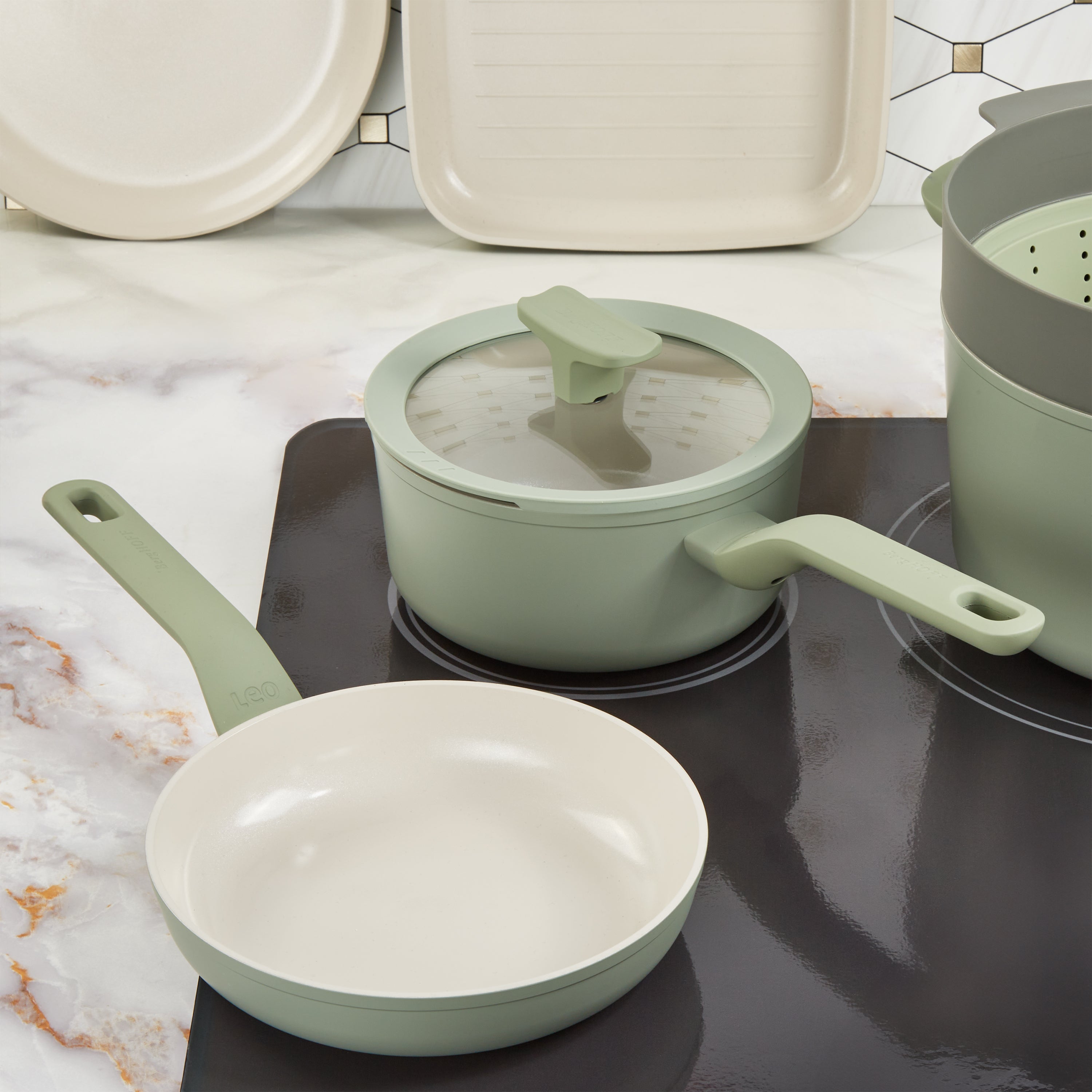 BergHOFF Leo Balance 11-Piece Nonstick Aluminum Cookware Set with Glass Lids - Sage Green | Durable Kitchen Pots & Pans for Cooking, Frying & Sauteing | Perfect for Home Chefs & Everyday Meals