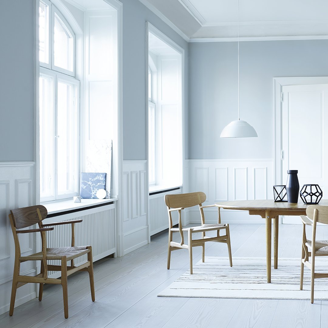 CH26 Modern Dining Chair - Sturdy Wooden Frame & Comfortable Upholstered Seat - Perfect for Kitchen, Dining Room, and Restaurant Settings