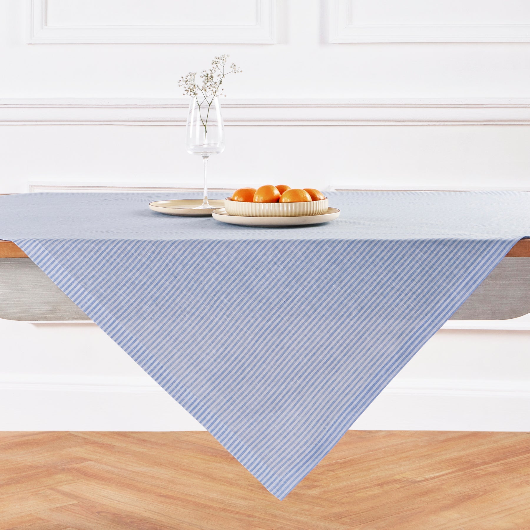 Stylish Narrow Stripe Table Throw - Elegant Dining & Living Room Decor - Perfect for Parties, Holidays & Everyday Use