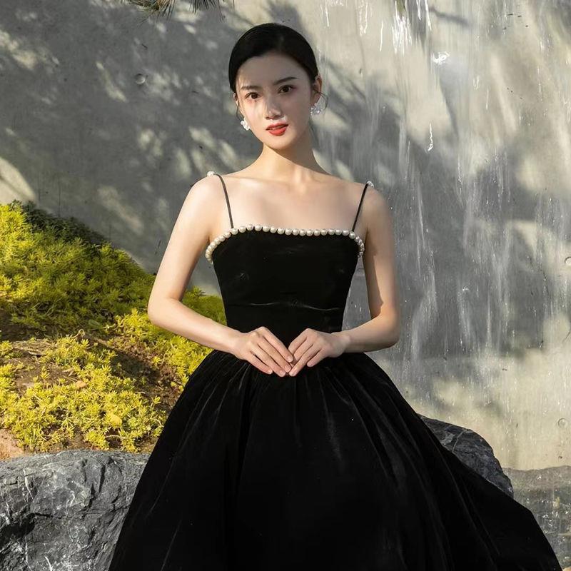 Elegant Beaded Spaghetti Strap Midi Formal Dress for Evening Gowns & Prom - Perfect for Weddings, Cocktail Parties, and Special Occasions