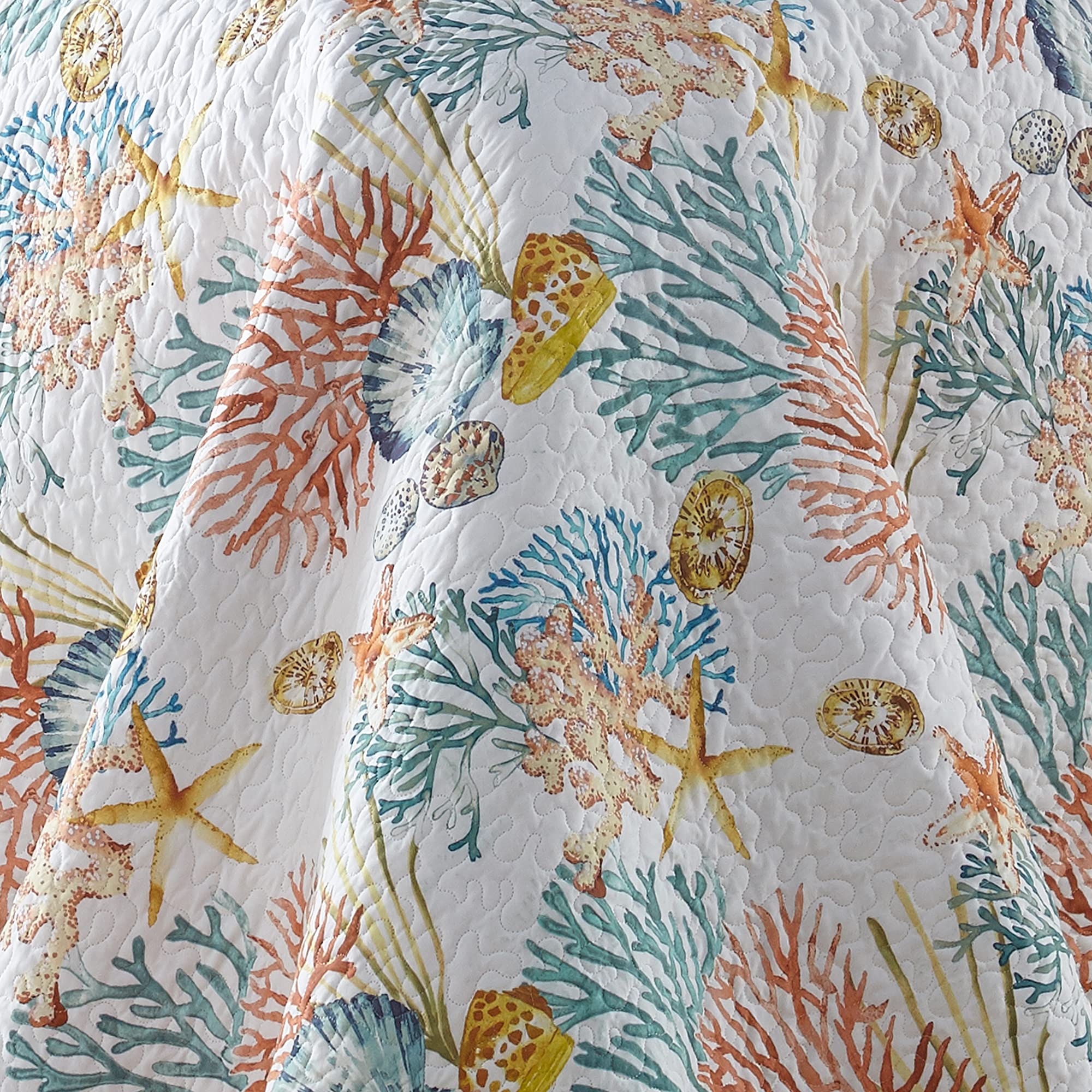 Levtex Home Bay Islands Reversible Quilt Set - Twin/Twin XL Size (68x86in) with 1 Standard Pillow Sham (26x20in) - Coral, Teal, Gold & Taupe Cotton Bedding - Perfect for Guest Rooms, Beach Houses & Coastal Decor