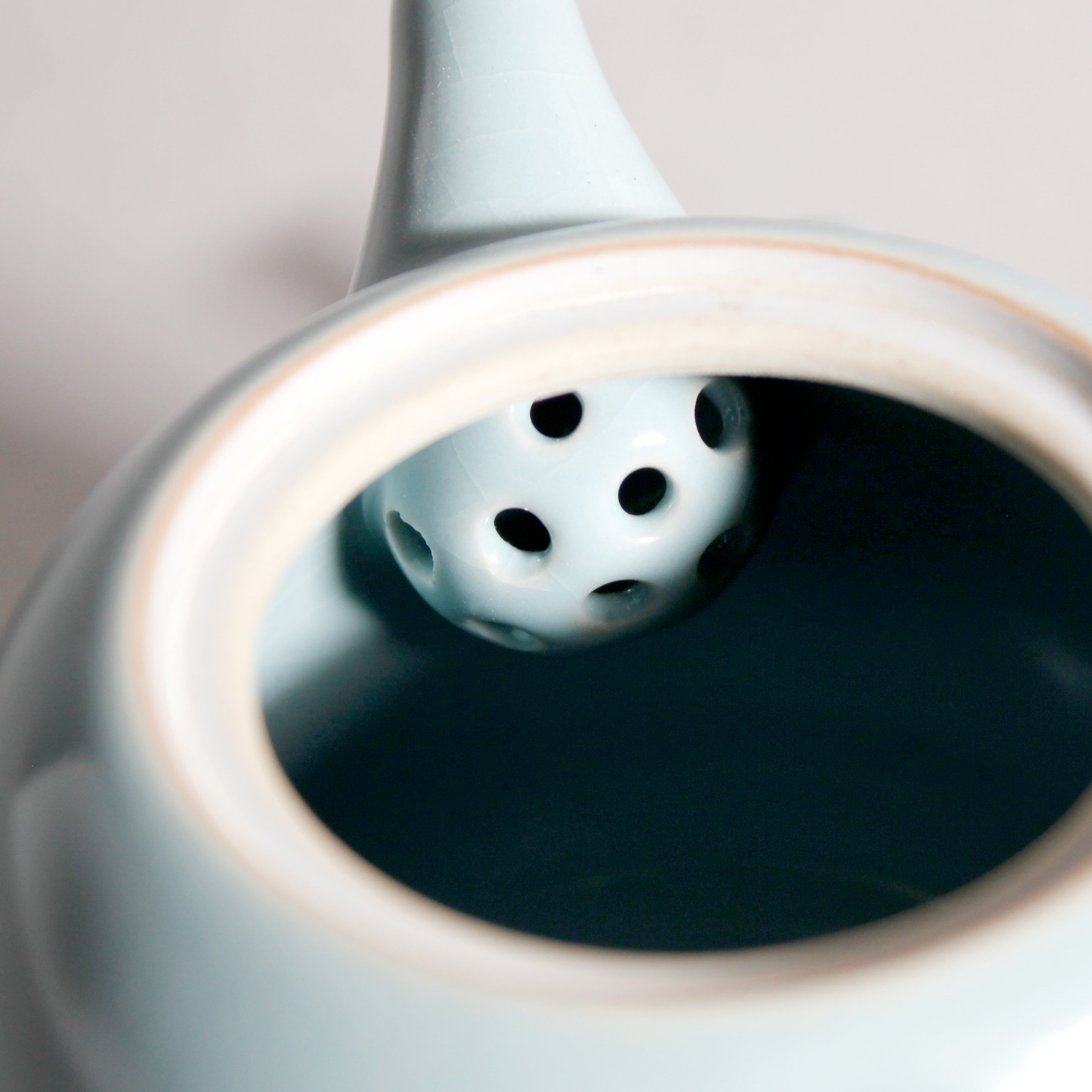 Sky Blue Ceramic Teapot - 7 oz Capacity, Perfect for Tea Lovers - Ideal for Afternoon Tea, Gifts & Home Decor